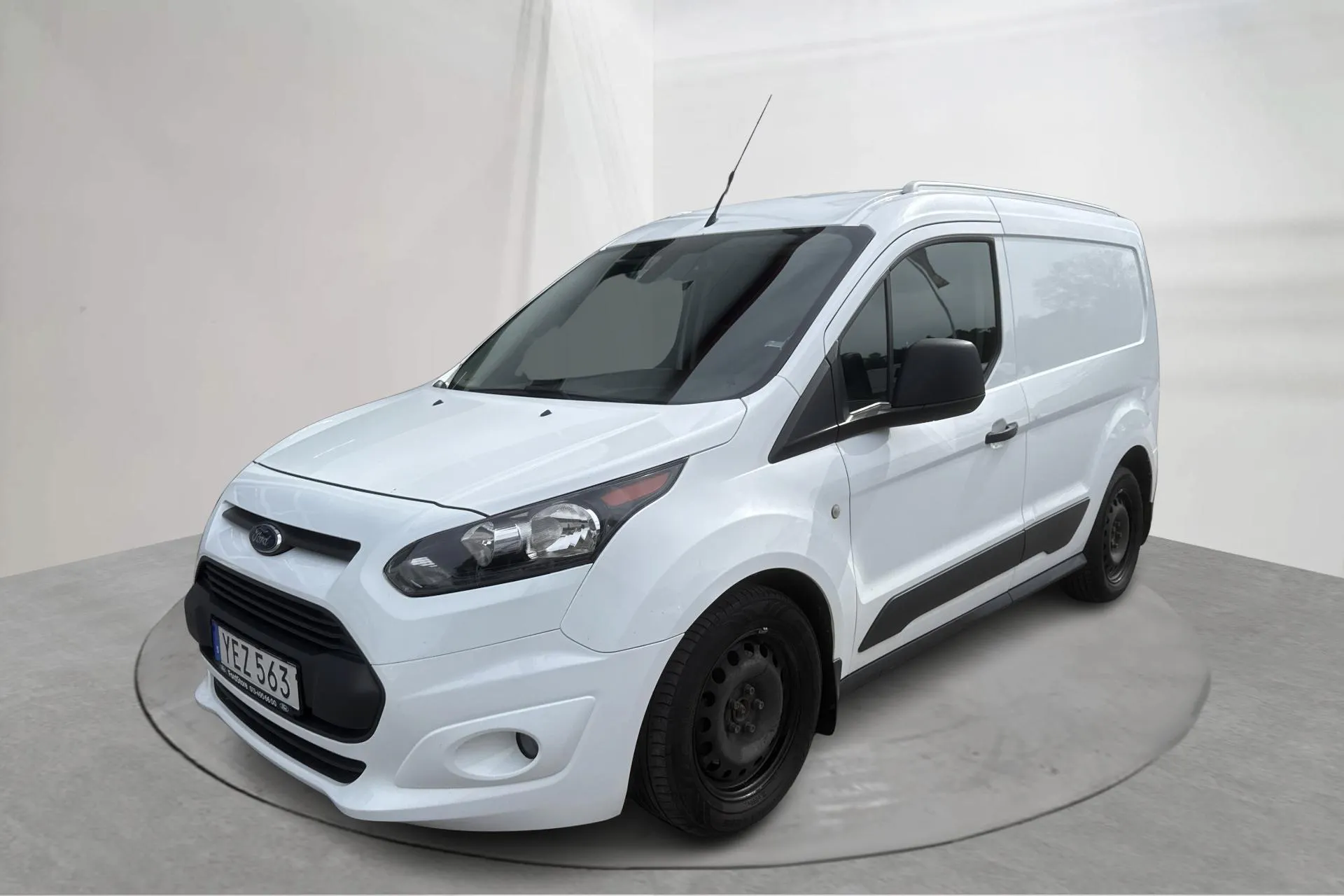 Presentation photo 1 of 13: Ford Transit Connect 1.5 TDCi (100hk) - 10 465 Scandinavian mile - Manual - white - 2016