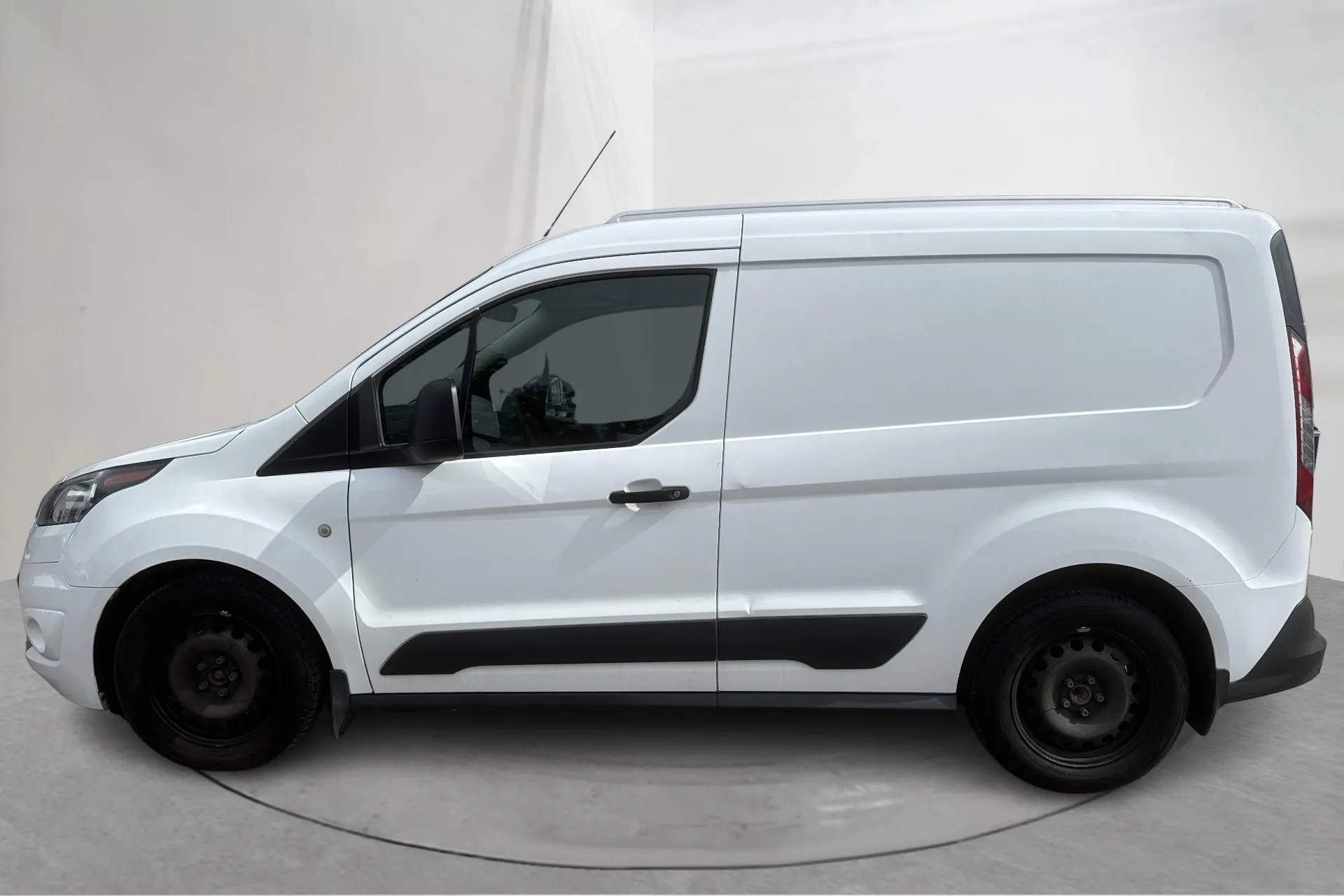 Presentation photo 2 of 13: Ford Transit Connect 1.5 TDCi (100hk) - 10 465 Scandinavian mile - Manual - white - 2016