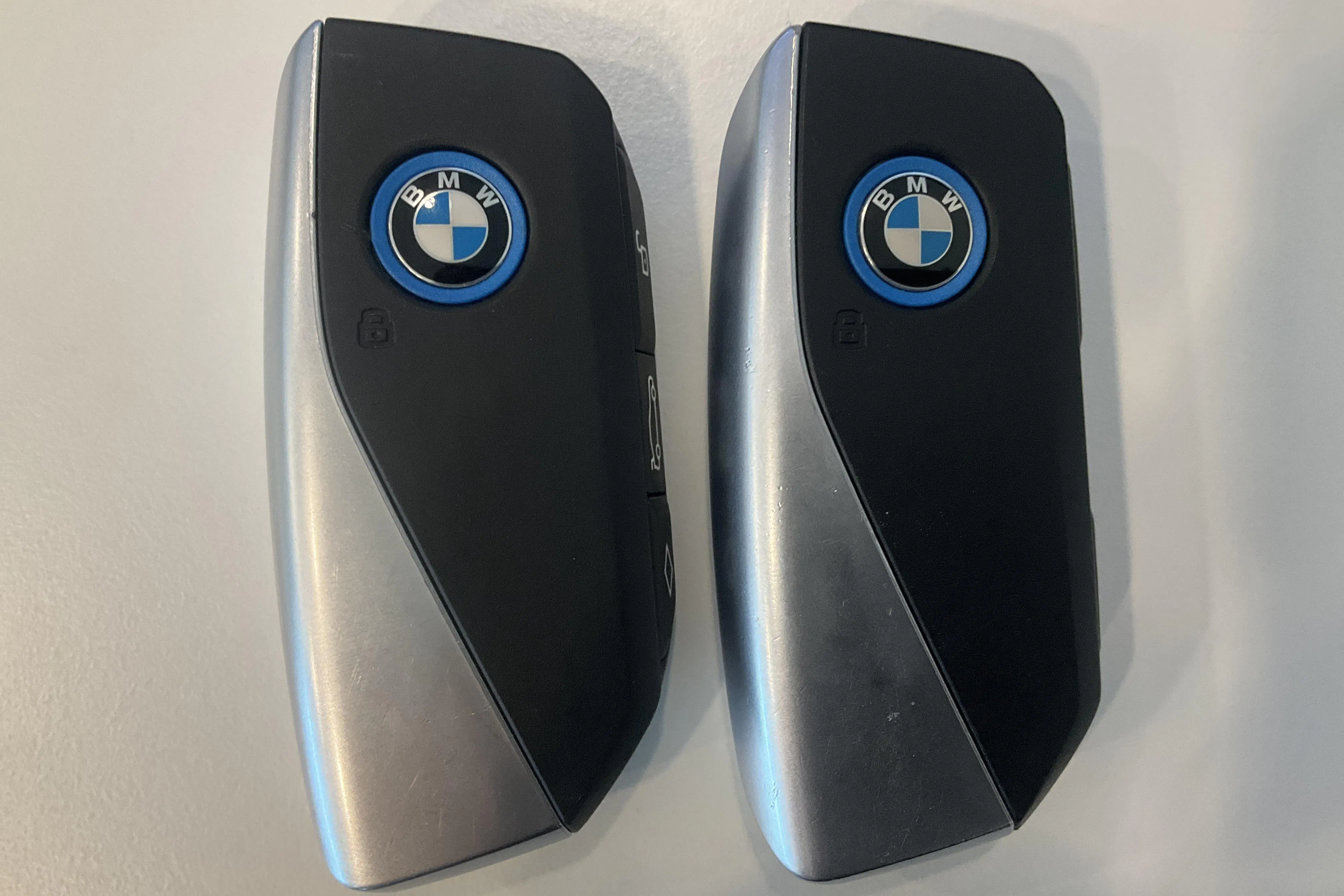 Presentationsfoto 20 av 20: BMW iX xDrive40, I20 (310hk) - 8 893 mil - Automat - grå - 2022