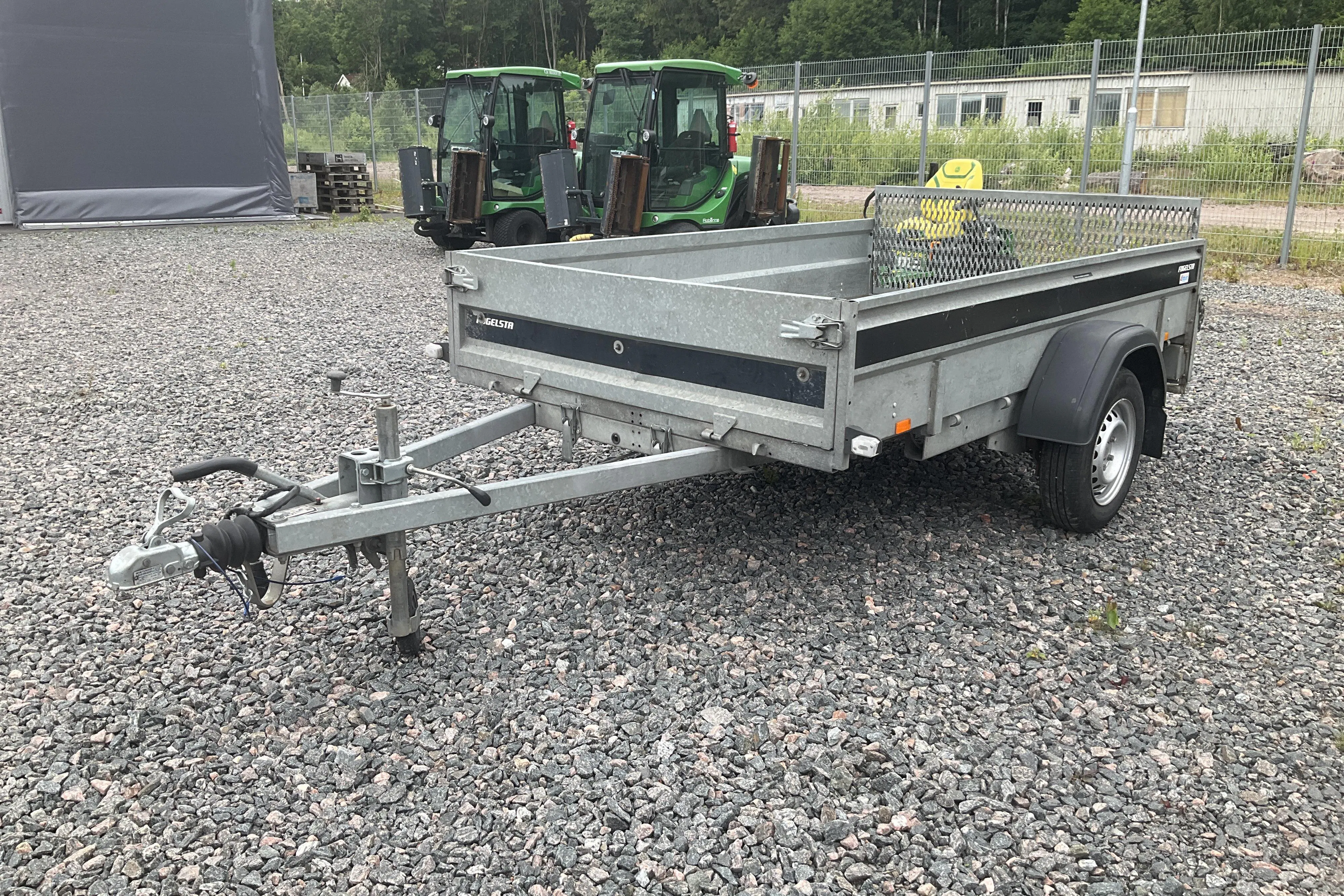 Presentation photo 1 of 11: FOGELSTA RT0750 Släpvagn med tippfunktion - 0 km - 2018