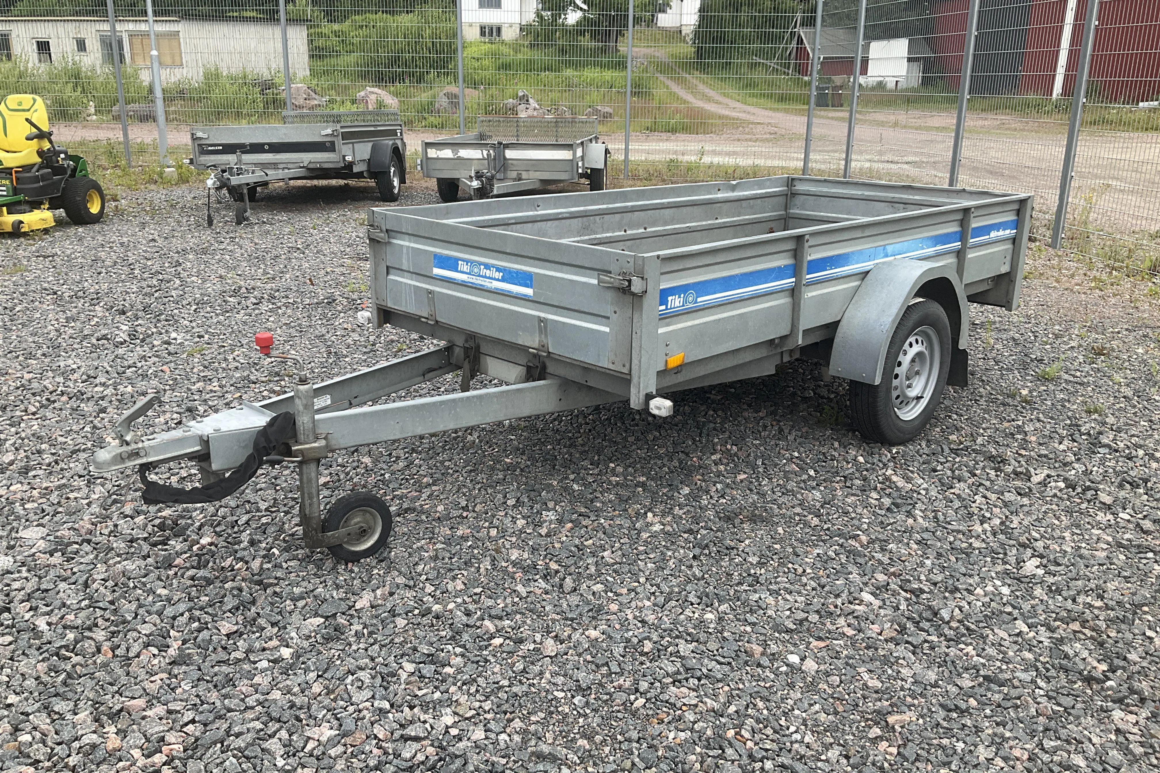 Presentation photo 1 of 9: Tiki Treiler CS265-R Släpvagn med tippfunktion - 0 km - gray - 2016