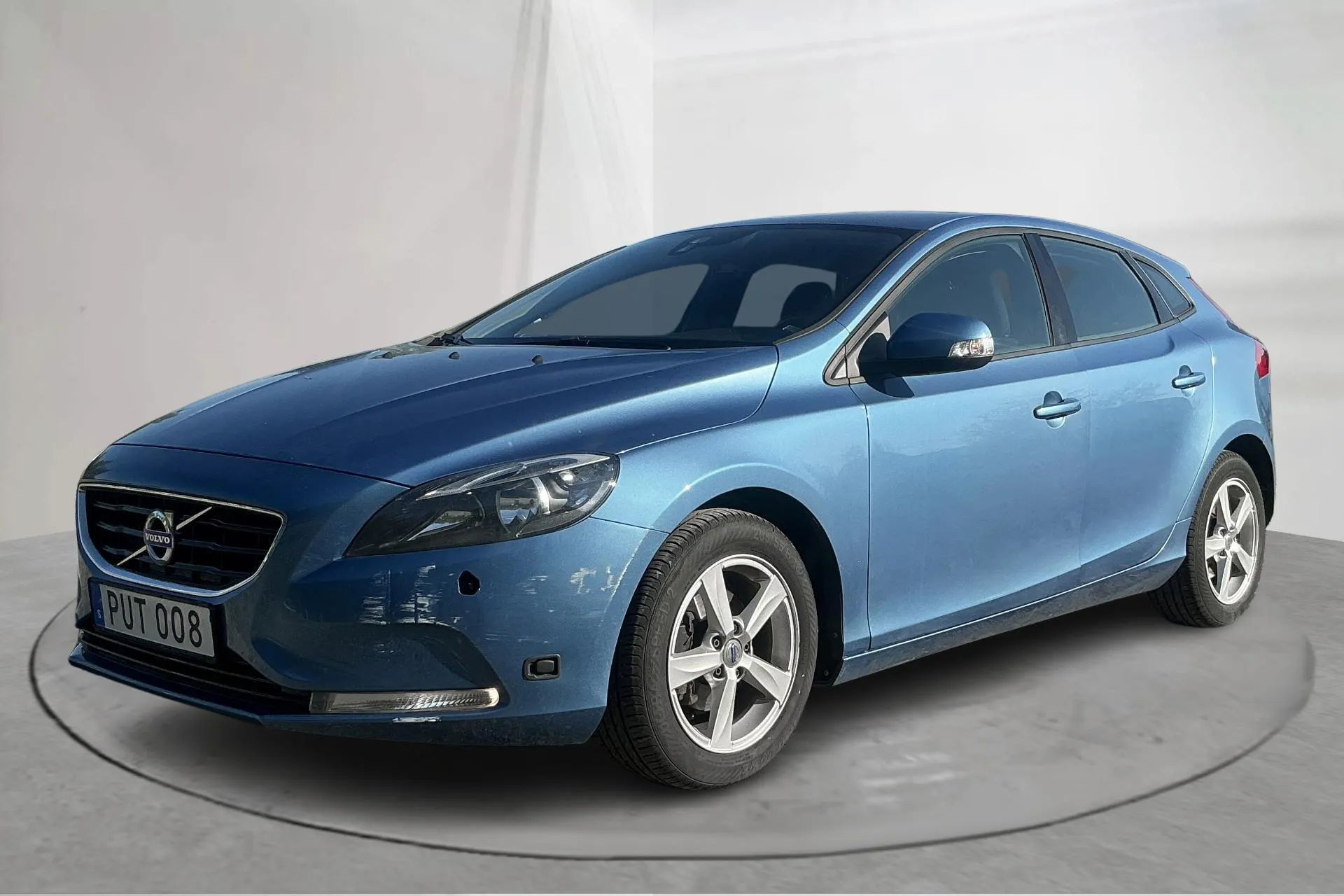 Presentation photo 1 of 15: Volvo V40 D2 (115hk) - 146 470 km - Manual - blue - 2015