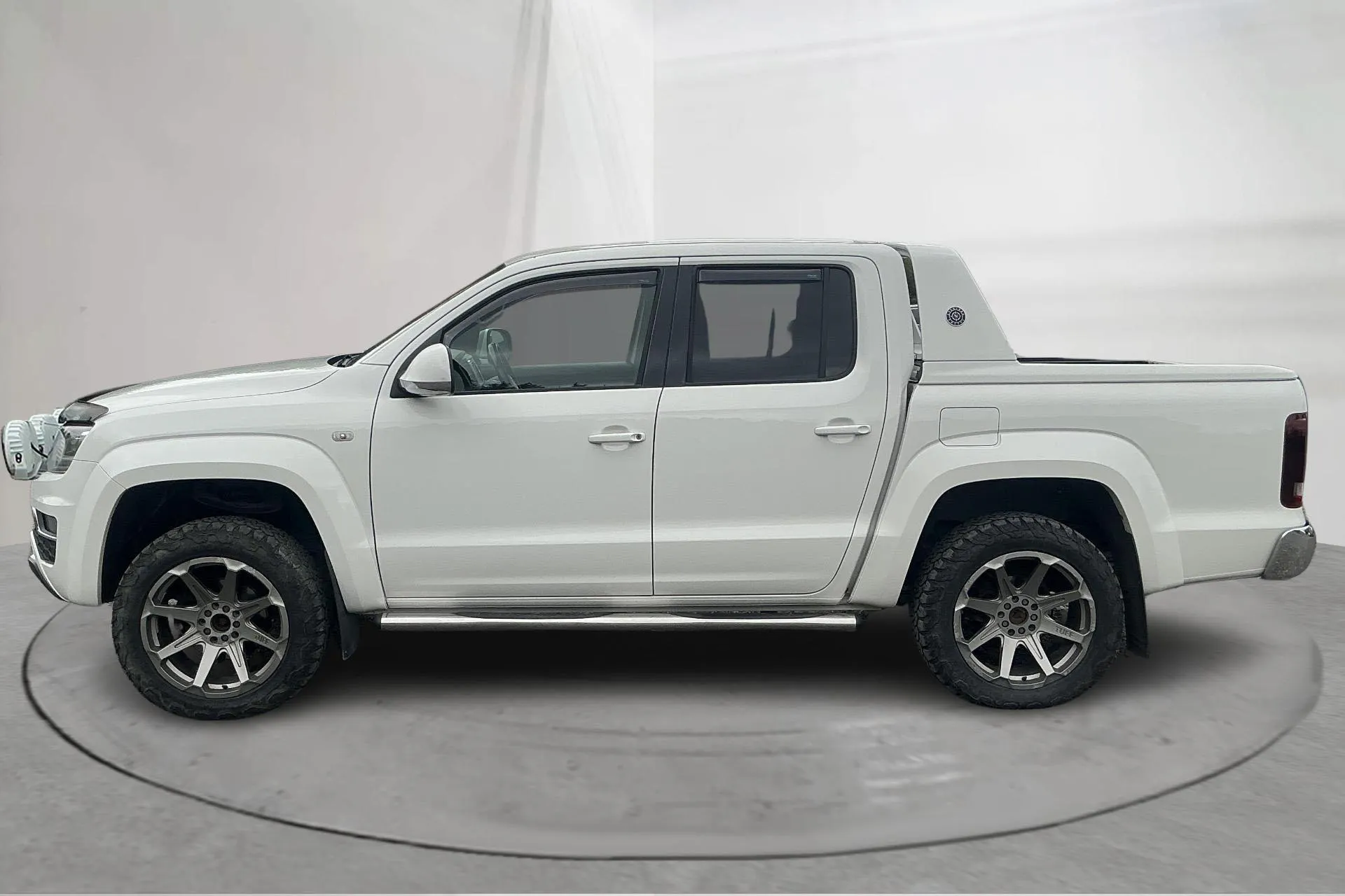 Presentationsfoto 2 av 19: VW Amarok 3.0 TDI 4motion (258hk) - 19 072 mil - Automat - vit - 2019