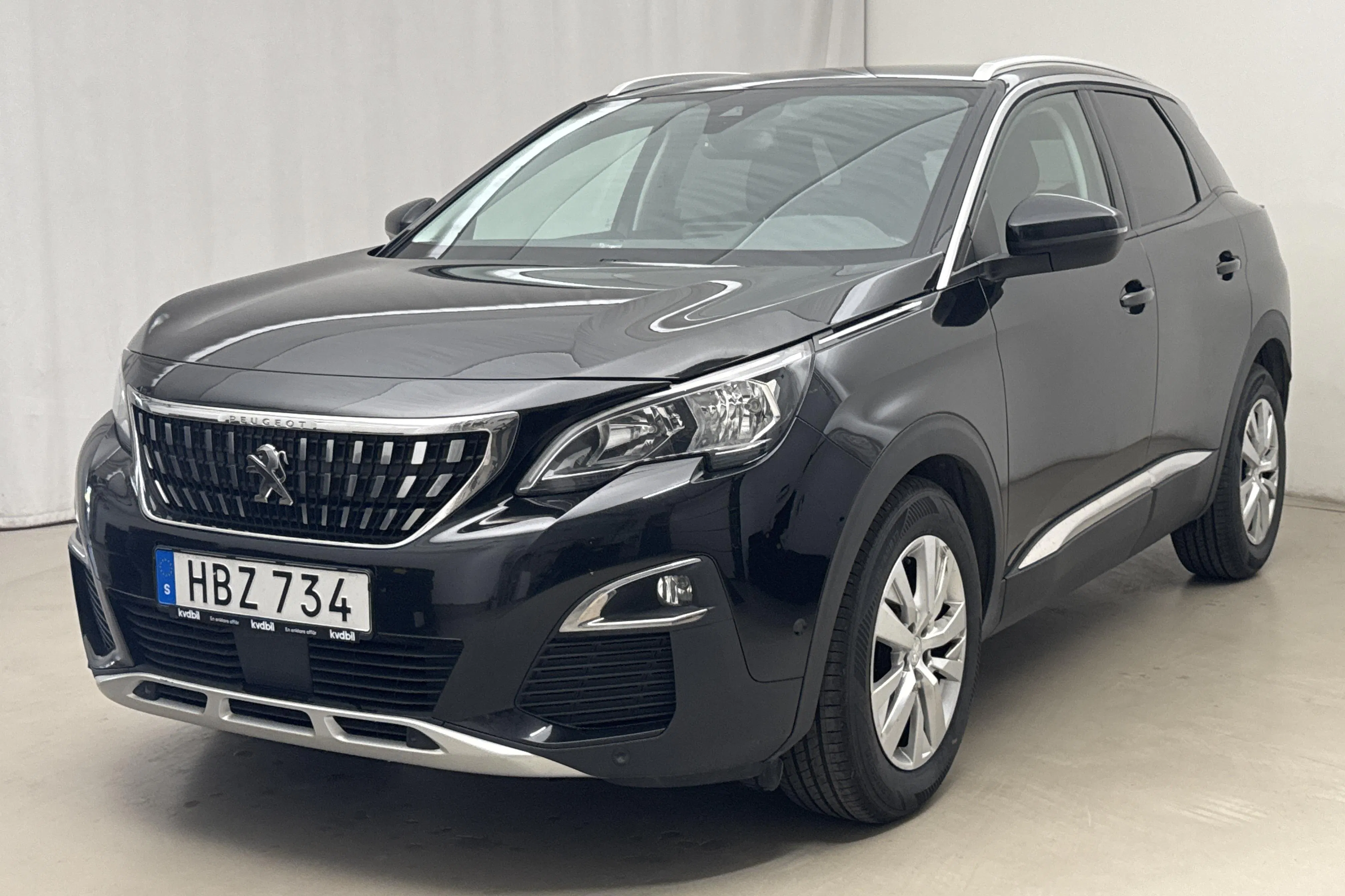 Presentation photo 1 of 19: Peugeot 3008 1.6 PureTech (165hk) - 170 650 km - Automatic - 2018