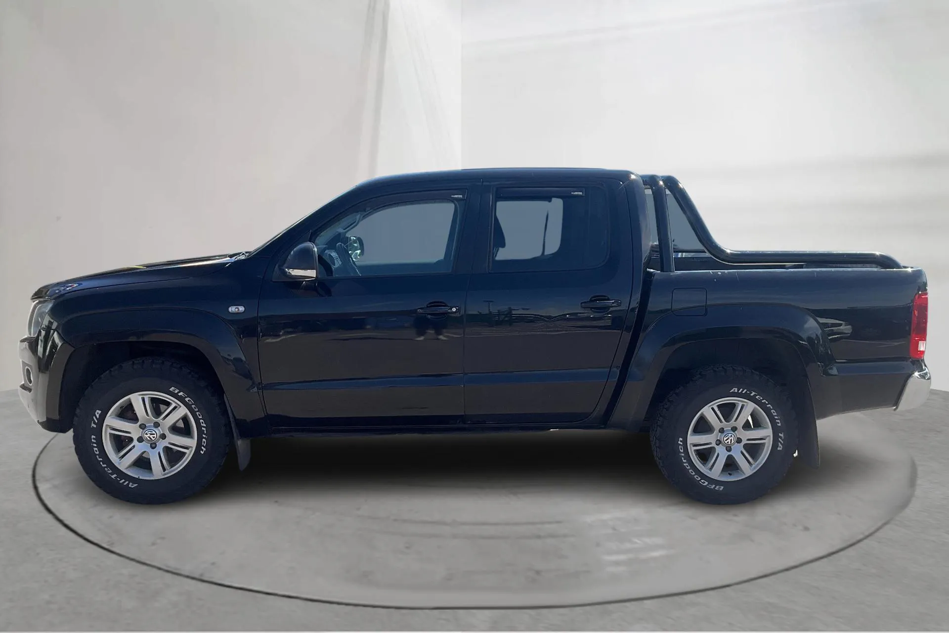 Presentationsfoto 2 av 17: VW Amarok 2.0 TDI 4motion (180hk) - 19 757 mil - Automat - svart - 2013