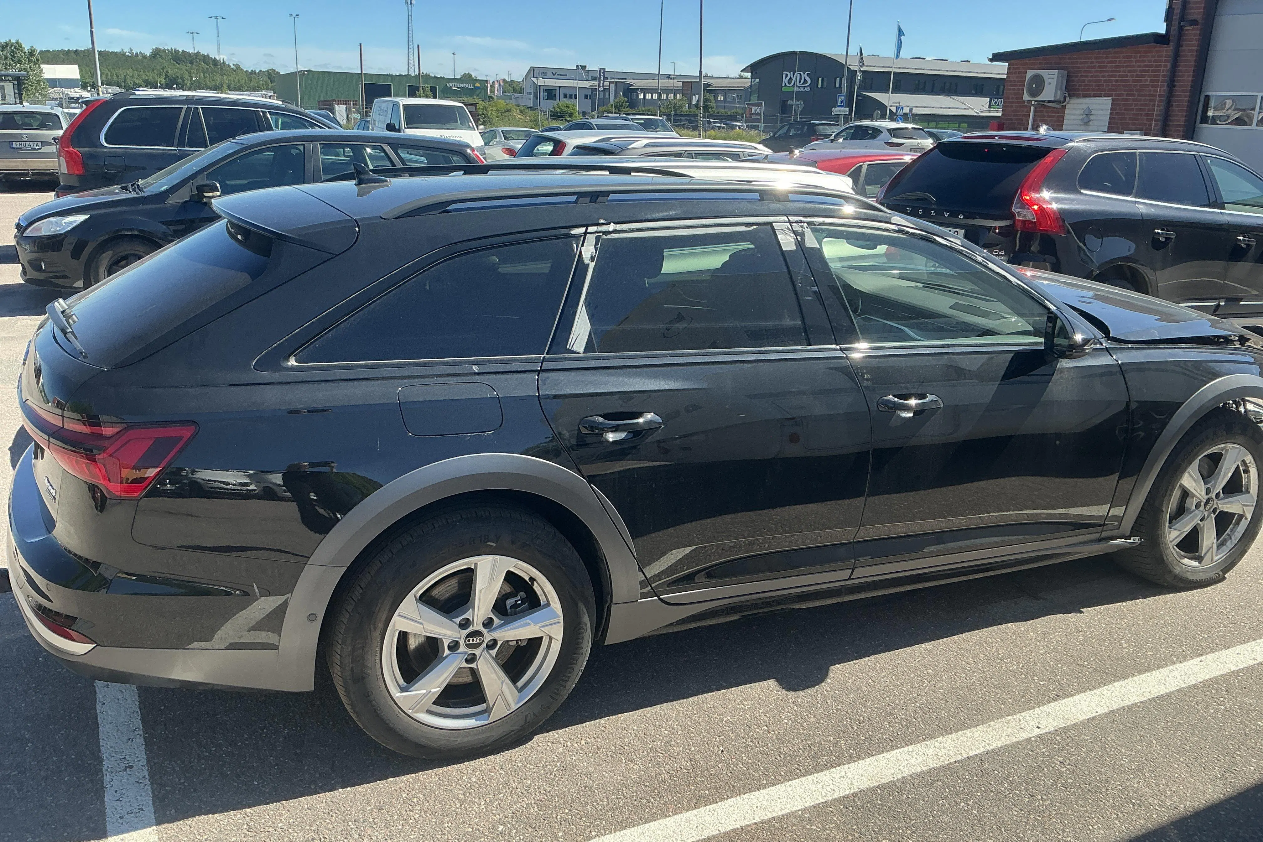 Presentation photo 2 of 19: Audi A6 Allroad 40 TDI quattro (204hk) - 7 000 km - Automatic - black - 2025