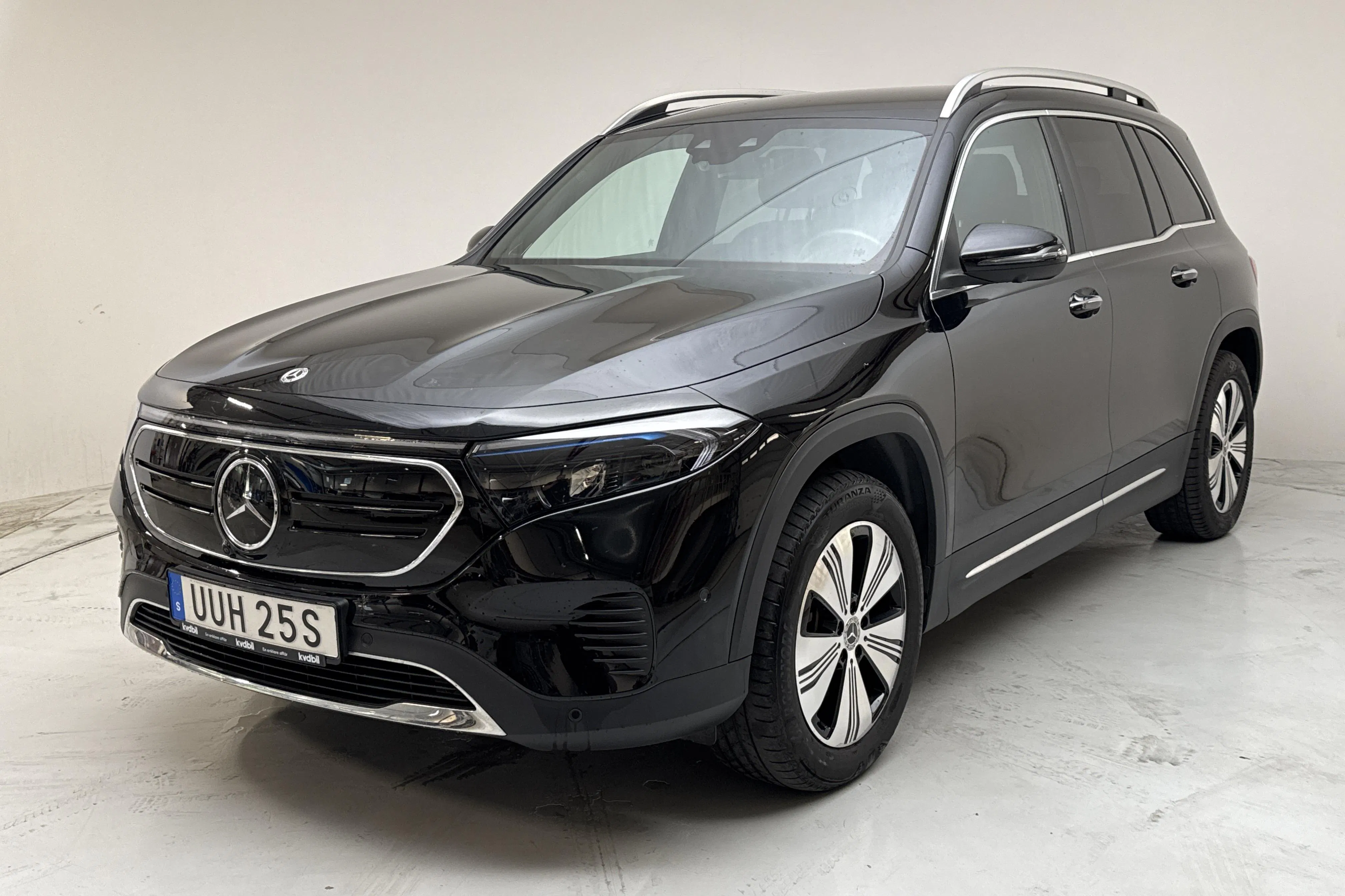 Presentation photo 1 of 16: Mercedes EQB 300 4MATIC X243 (228hk) - 94 860 km - Automatic - black - 2024