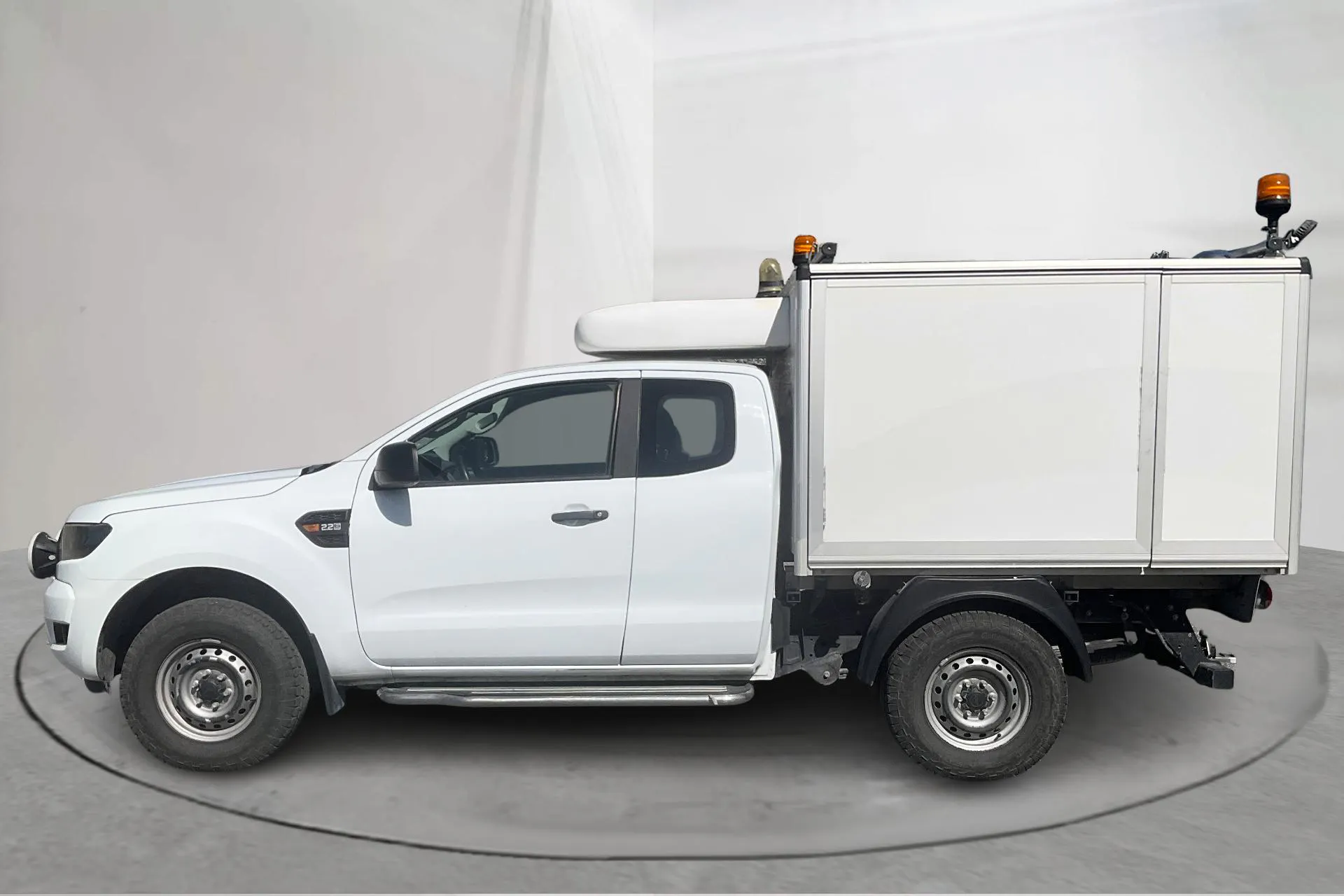 Presentationsfoto 2 av 13: Ford Ranger 2.2 TDCi 4WD (160hk) - 14 649 mil - Manuell - vit - 2016