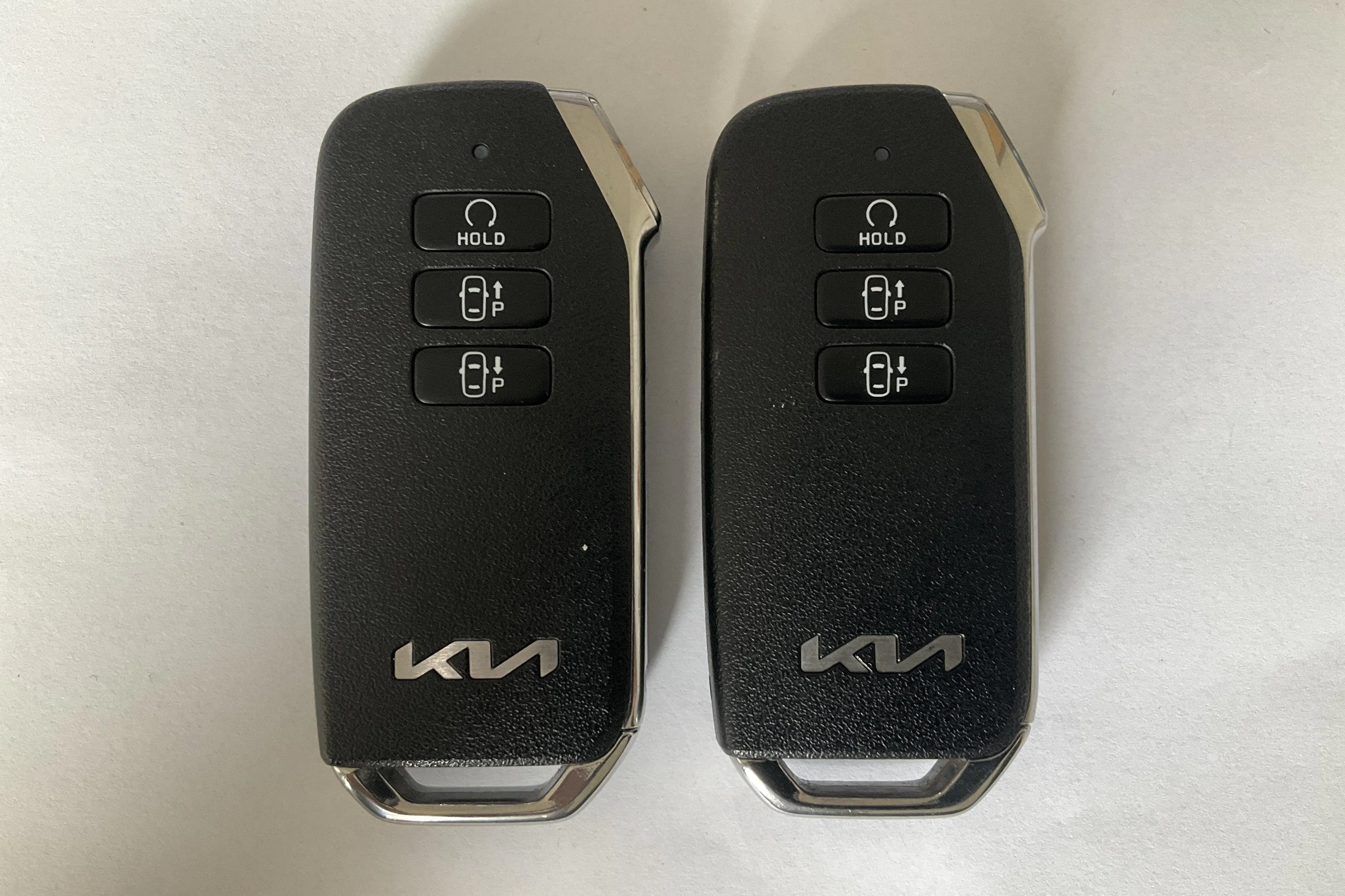 Presentationsfoto 22 av 22: KIA Sportage PHEV AWD (265hk) - 3 329 mil - Automat - grå - 2025