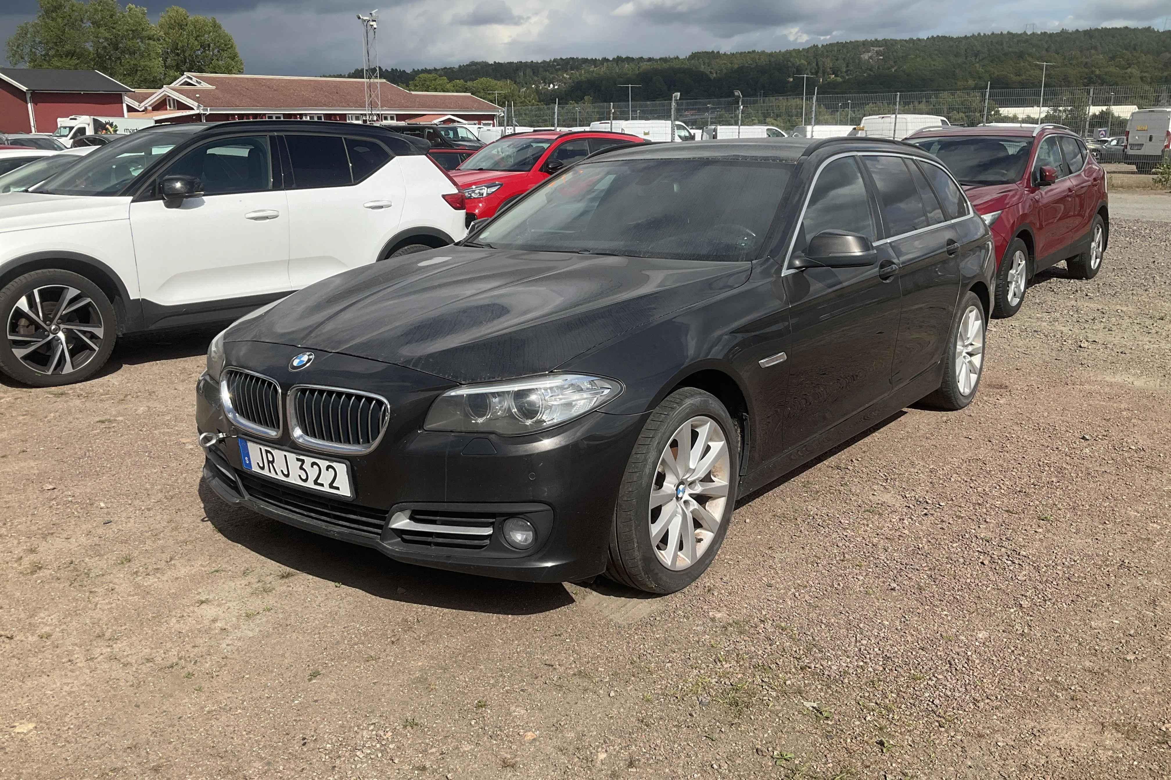 Presentation photo 1 of 10: BMW 520d xDrive Touring, F11 (190hk) - 185 140 km - Automatic - brown - 2015