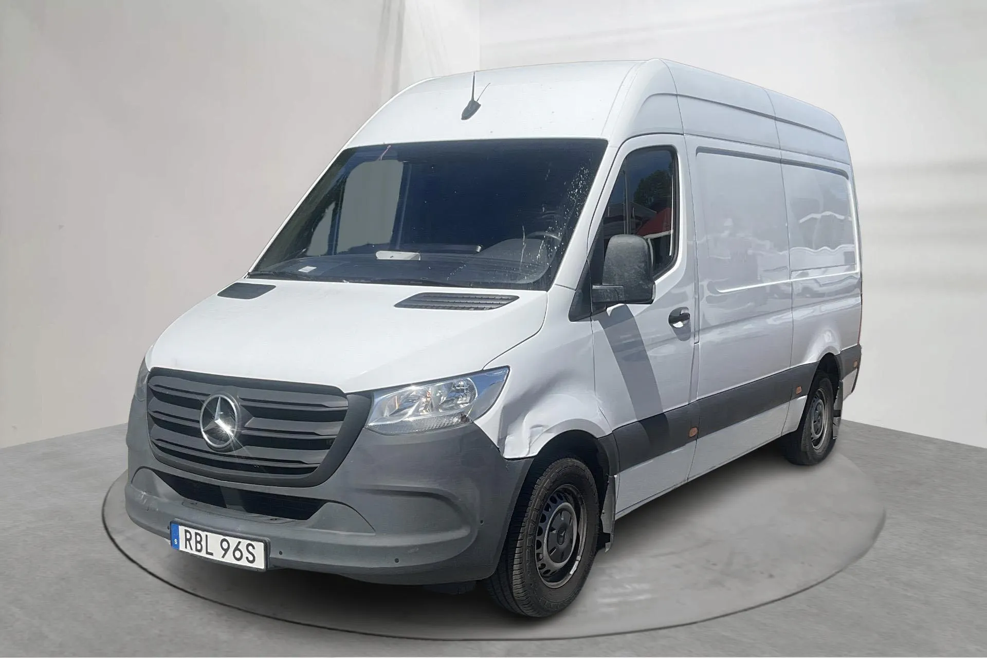 Presentation photo 1 of 12: Mercedes Sprinter 315 CDI Skåp RWD (150hk) - 154 110 km - Automatic - white - 2022
