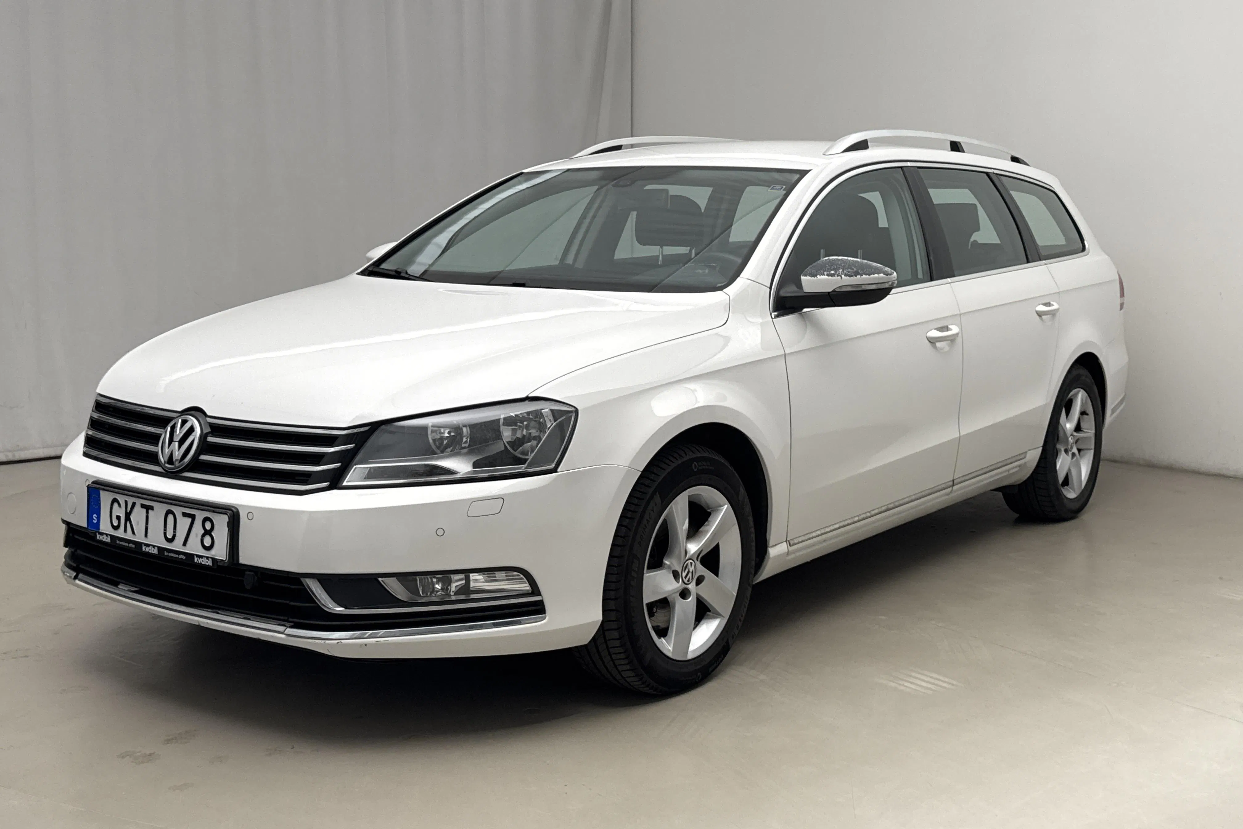 Presentation photo 1 of 18: VW Passat 1.4 TSI EcoFuel Variant (150hk) - 61 340 km - Automatic - white - 2014