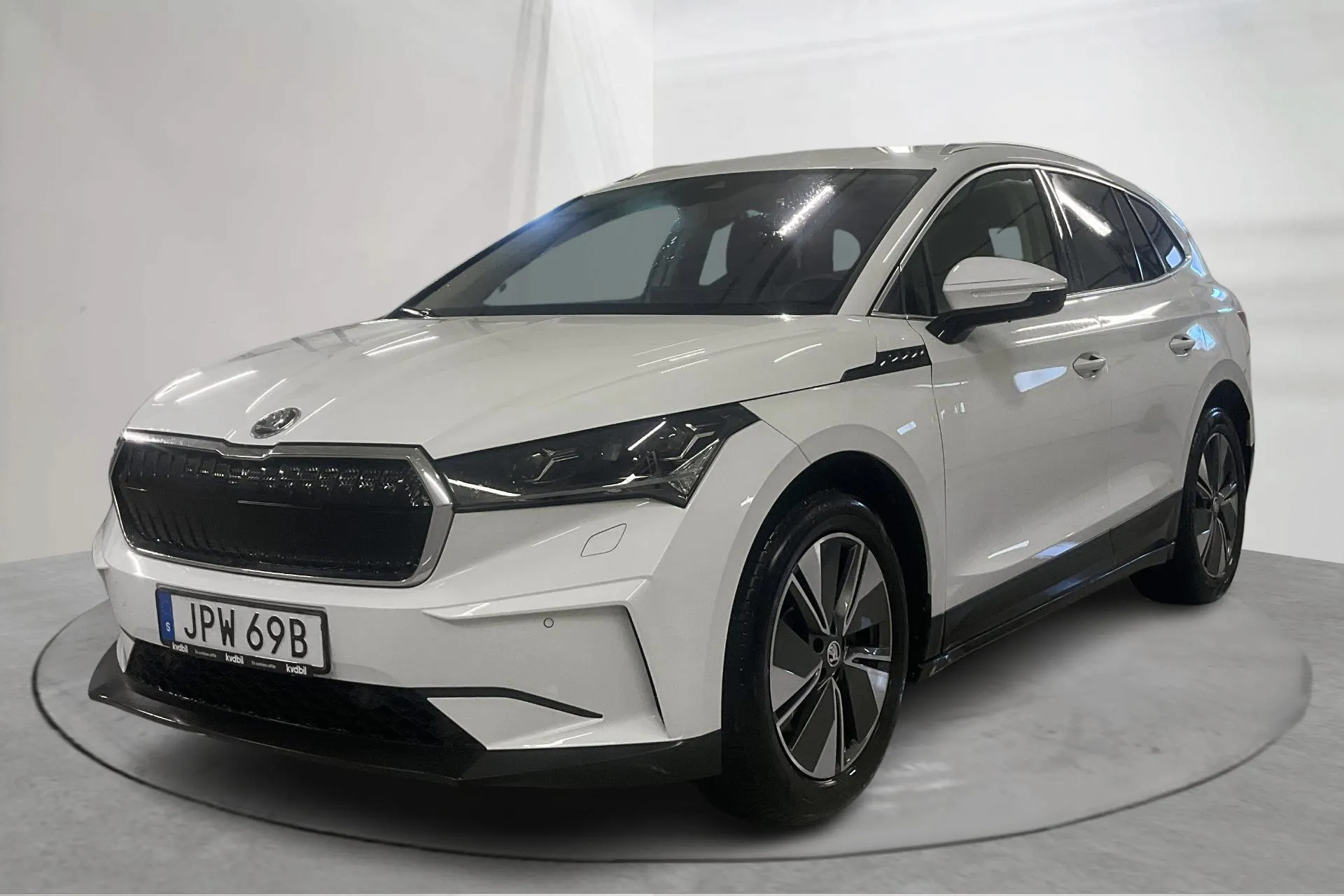 Presentationsfoto 1 av 29: Skoda Enyaq iV 80x (265hk) - 6 760 mil - Automat - vit - 2023