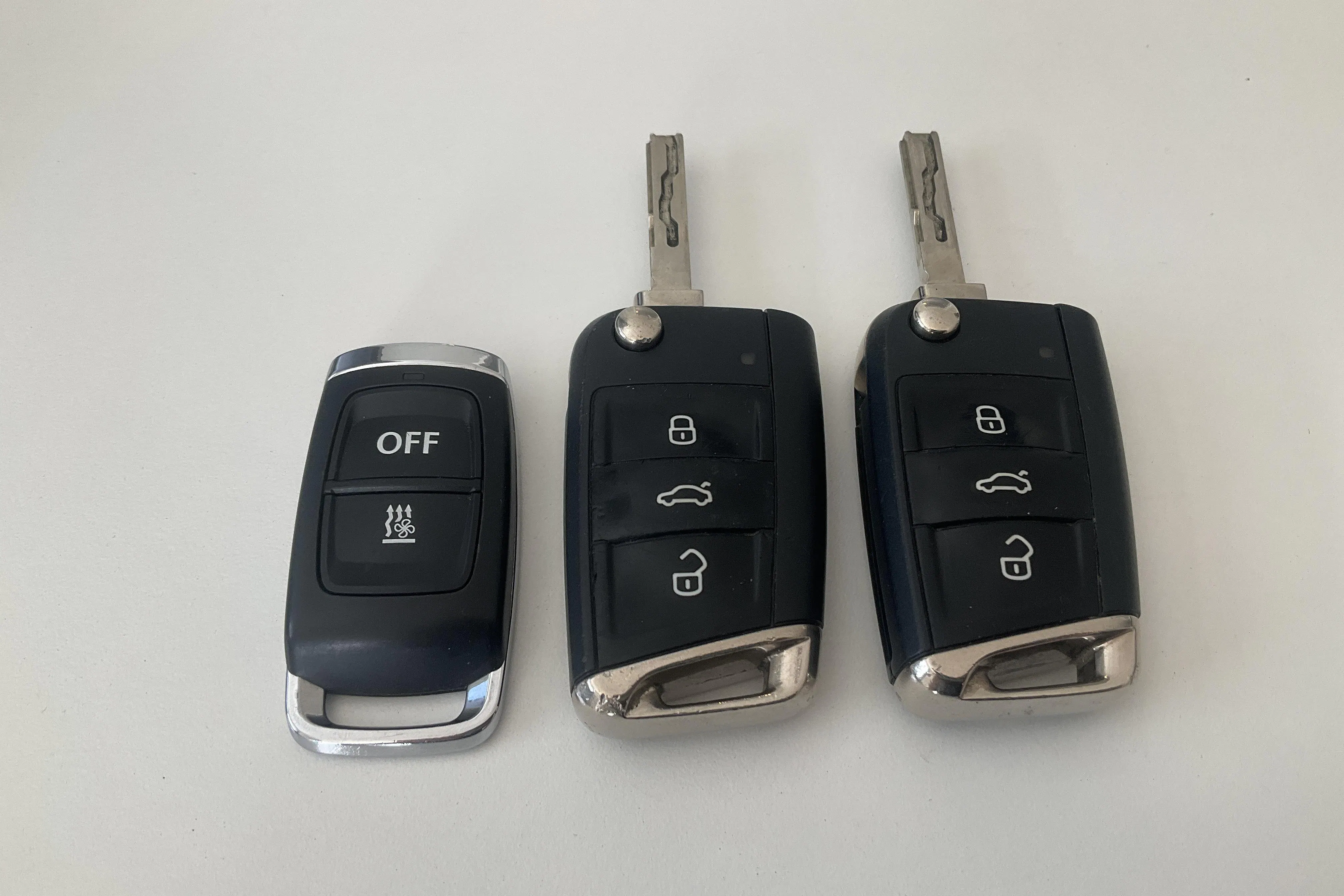 Presentationsfoto 25 av 25: VW Tiguan 2.0 TDI 4MOTION (190hk) - 17 831 mil - Automat - vit - 2018