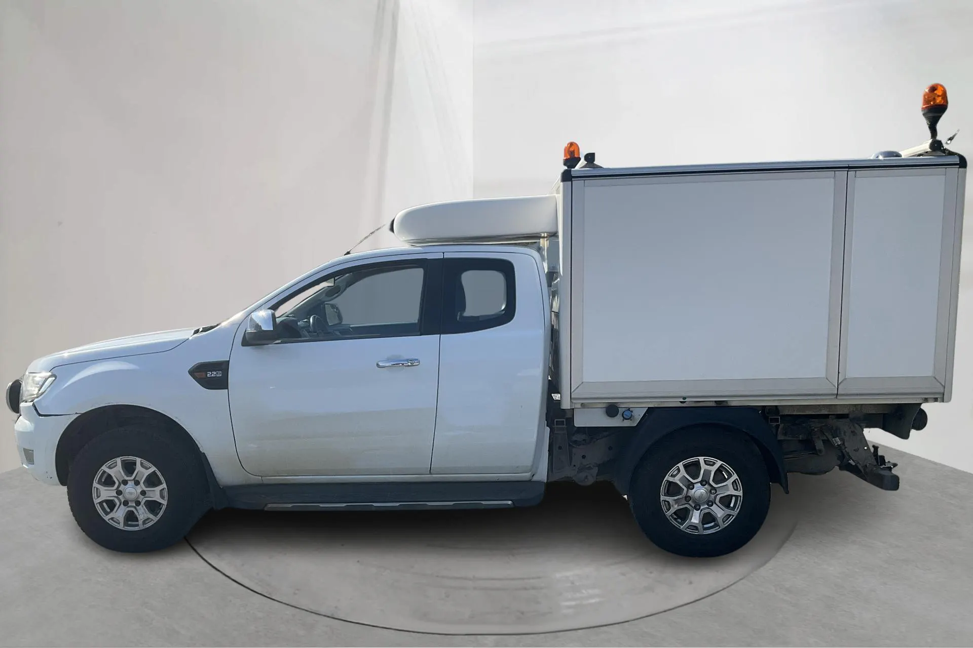 Presentation photo 2 of 19: Ford Ranger 2.2 TDCi 4WD (160hk) - 216 200 km - Manual - white - 2017