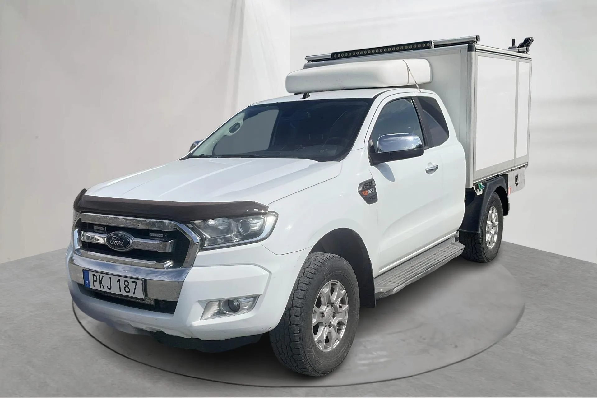 Presentationsfoto 1 av 16: Ford Ranger 2.2 TDCi 4WD (160hk) - 25 921 mil - Manuell - vit - 2017