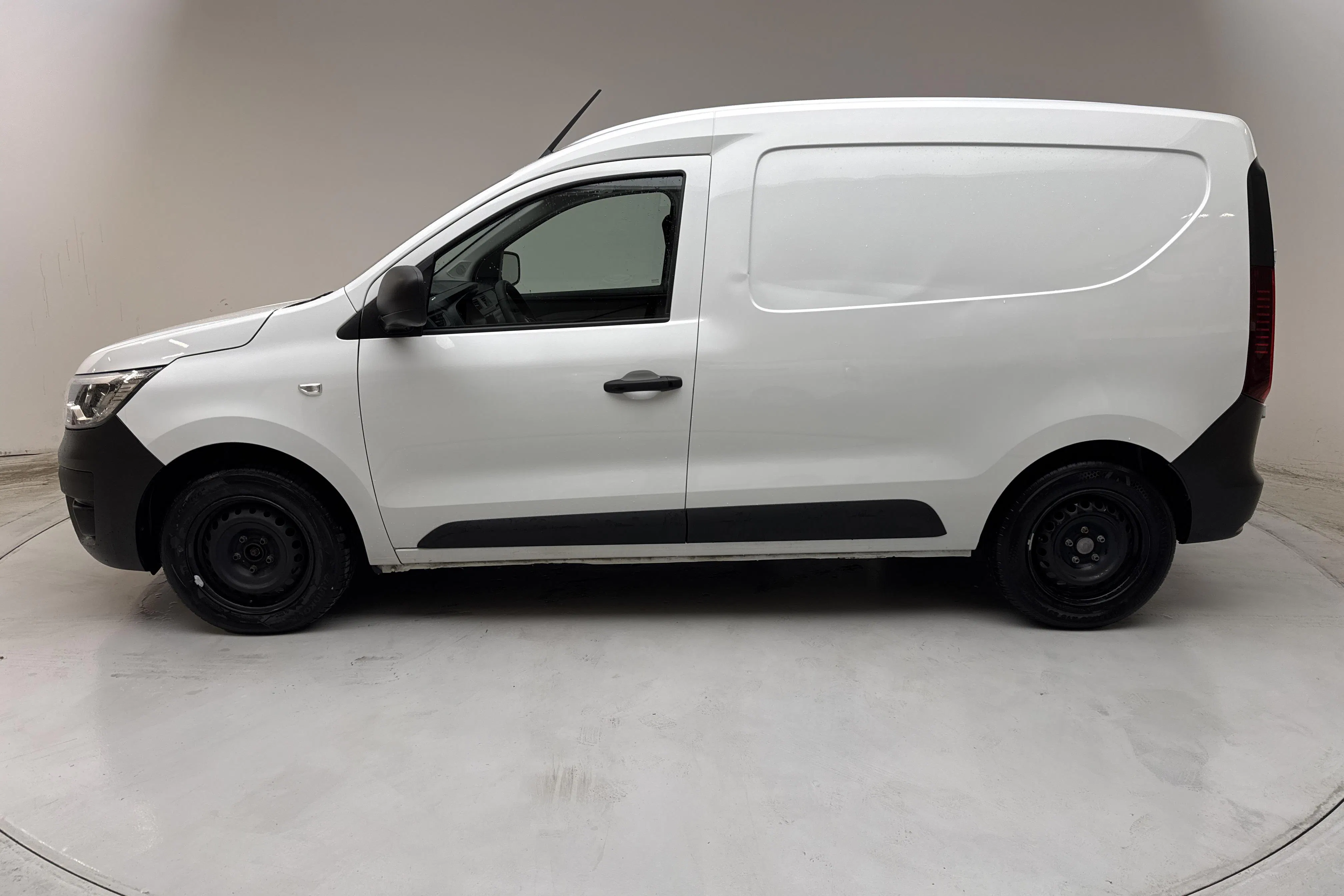 Presentation photo 2 of 12: Renault Express 1.5 dCi Skåp (95hk) - 65 670 km - Manual - white - 2024