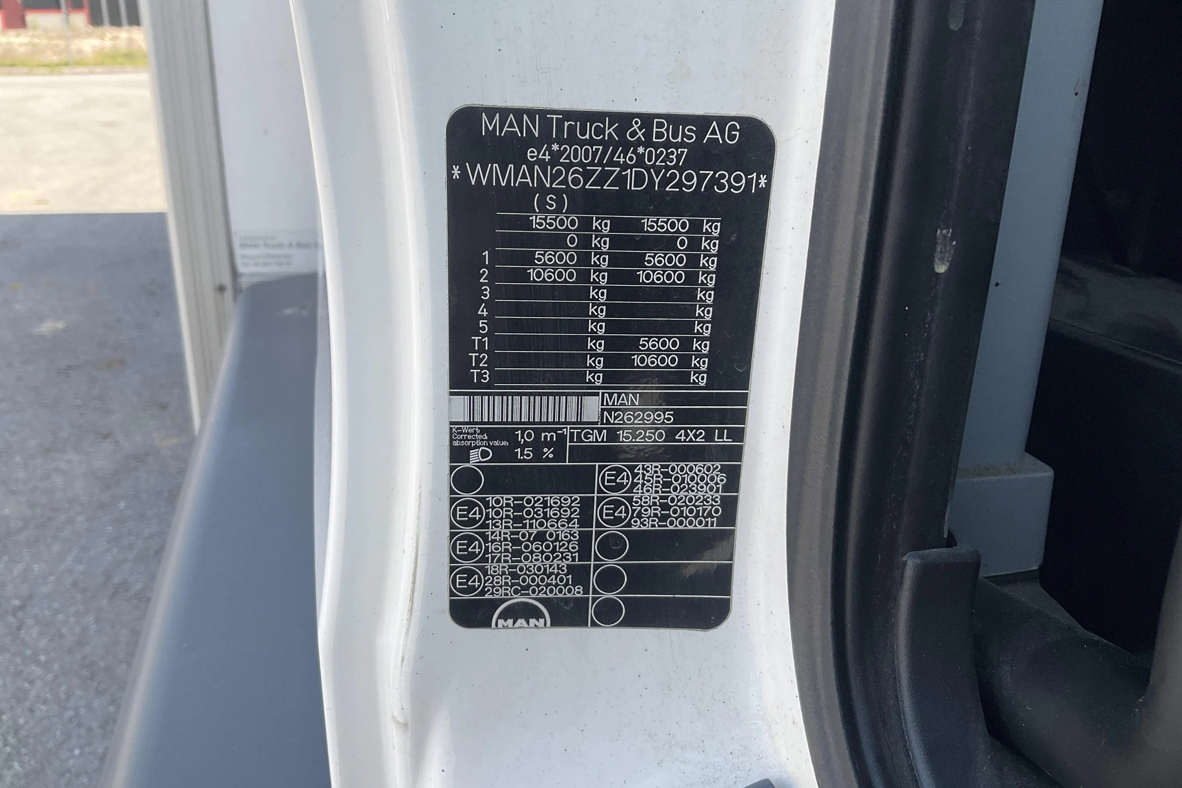 Presentation photo 38 of 38: MAN MAN TGM 15.250 4X2 LL - 1 861 490 km - Automatic - white - 2013