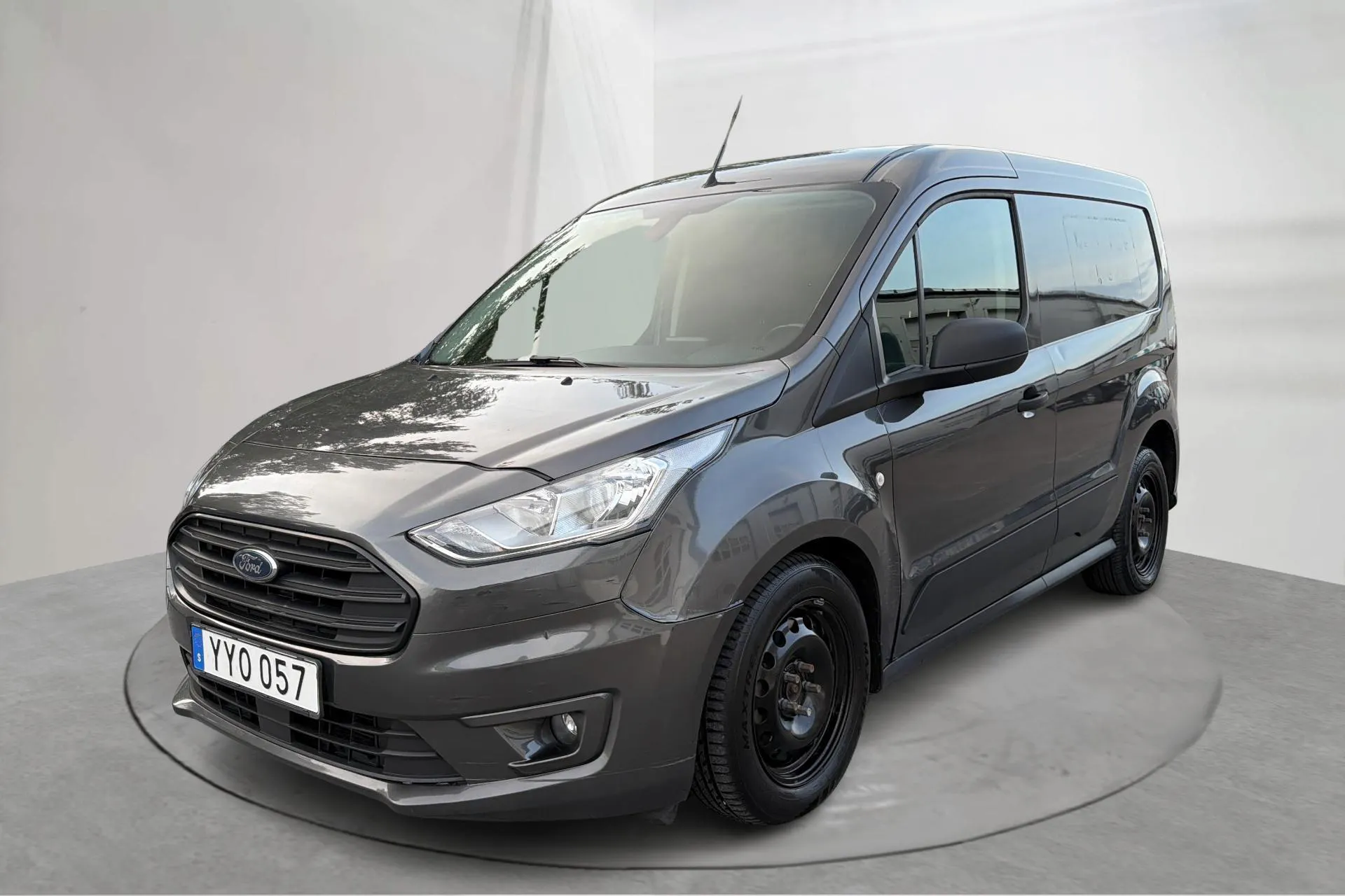 Presentation photo 1 of 15: Ford Transit Connect 1.5 EcoBlue (100hk) - 164 940 km - Automatic - gray - 2019