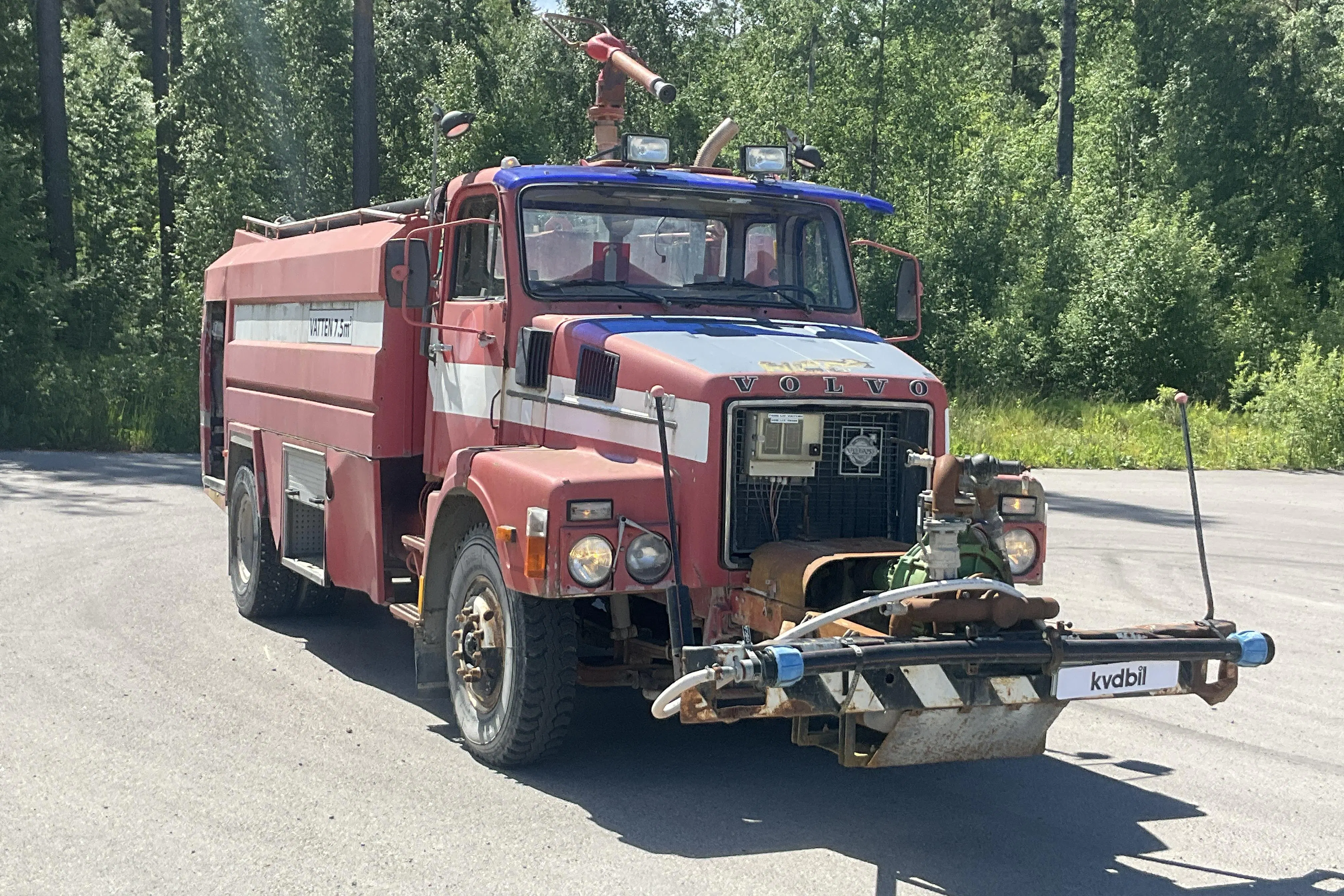Presentation photo 2 of 32: Volvo N7-46 4X2 - 53 196 km - Automatic - red - 1978