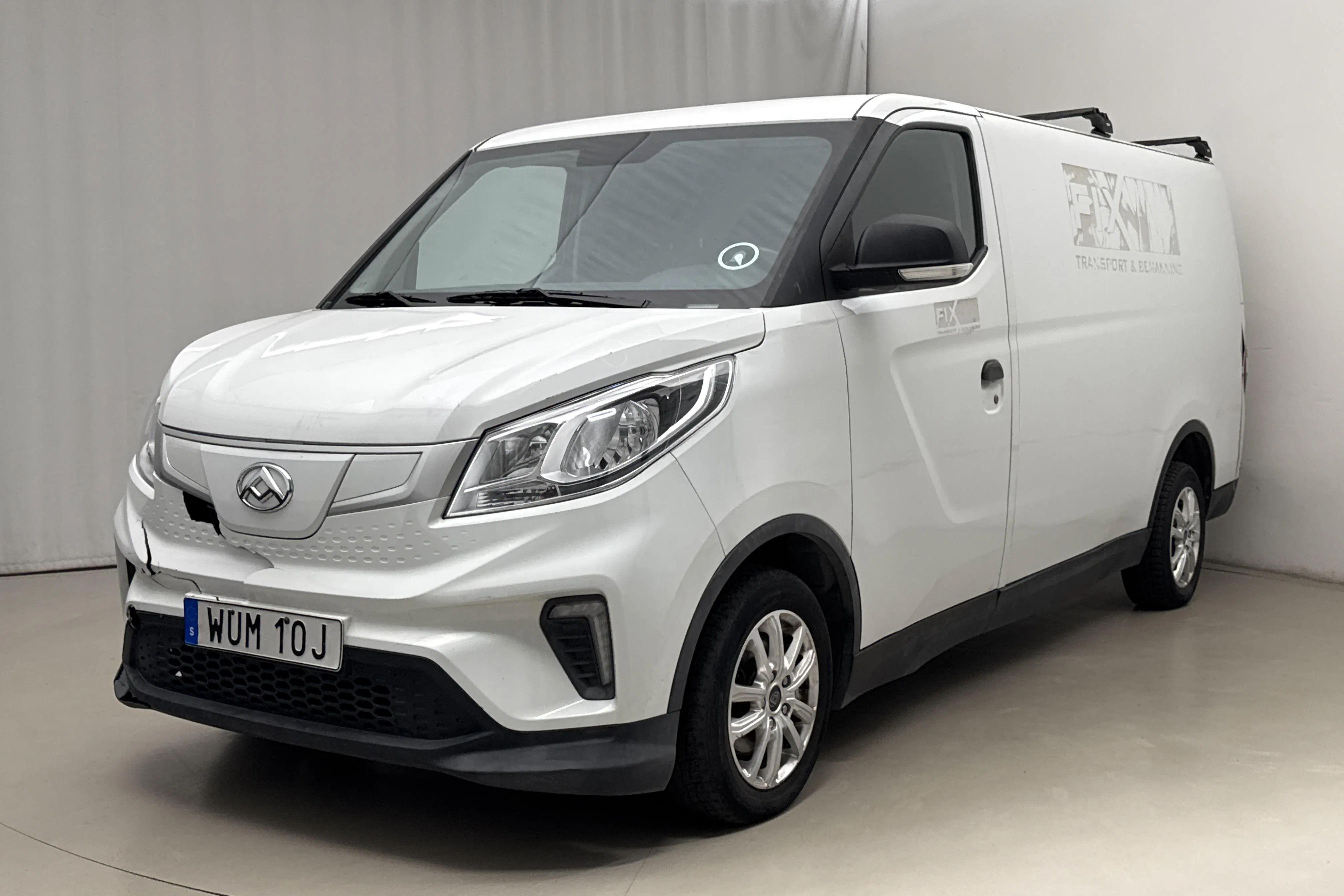 Presentation photo 1 of 17: Maxus e-Deliver 3 50.2 kWh (122hk) - 66 850 km - Automatic - white - 2022