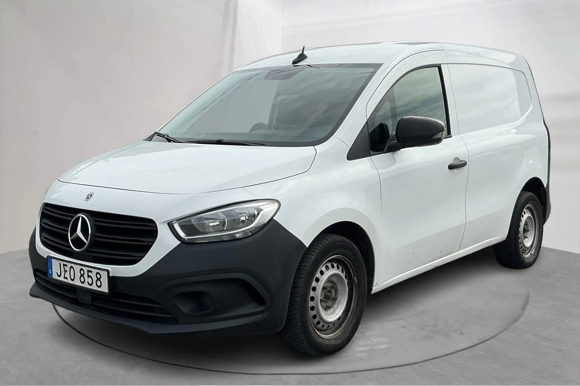 Presentationsfoto 1 av 13: Mercedes Citan 110 1.5 CDI (95hk) - 9 883 mil - Automat - vit - 2023
