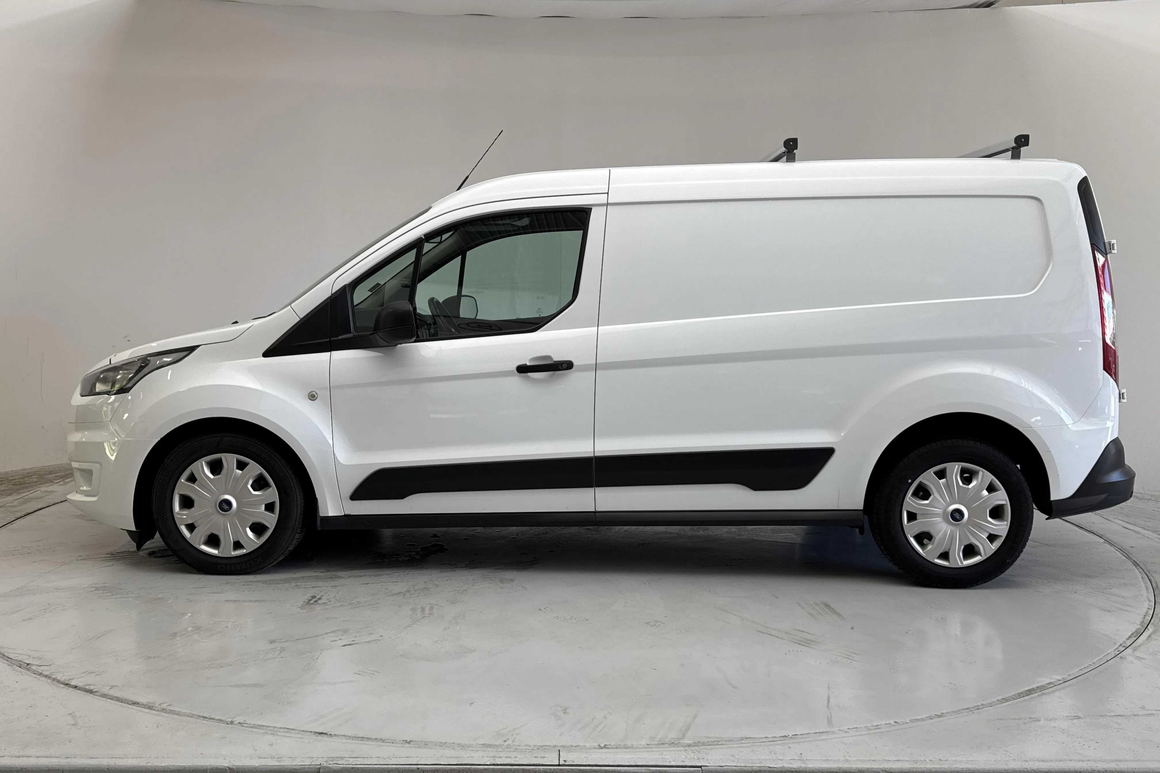 Presentation photo 2 of 13: Ford Transit Connect 1.5 EcoBlue (100hk) - 100 990 km - Automatic - white - 2020