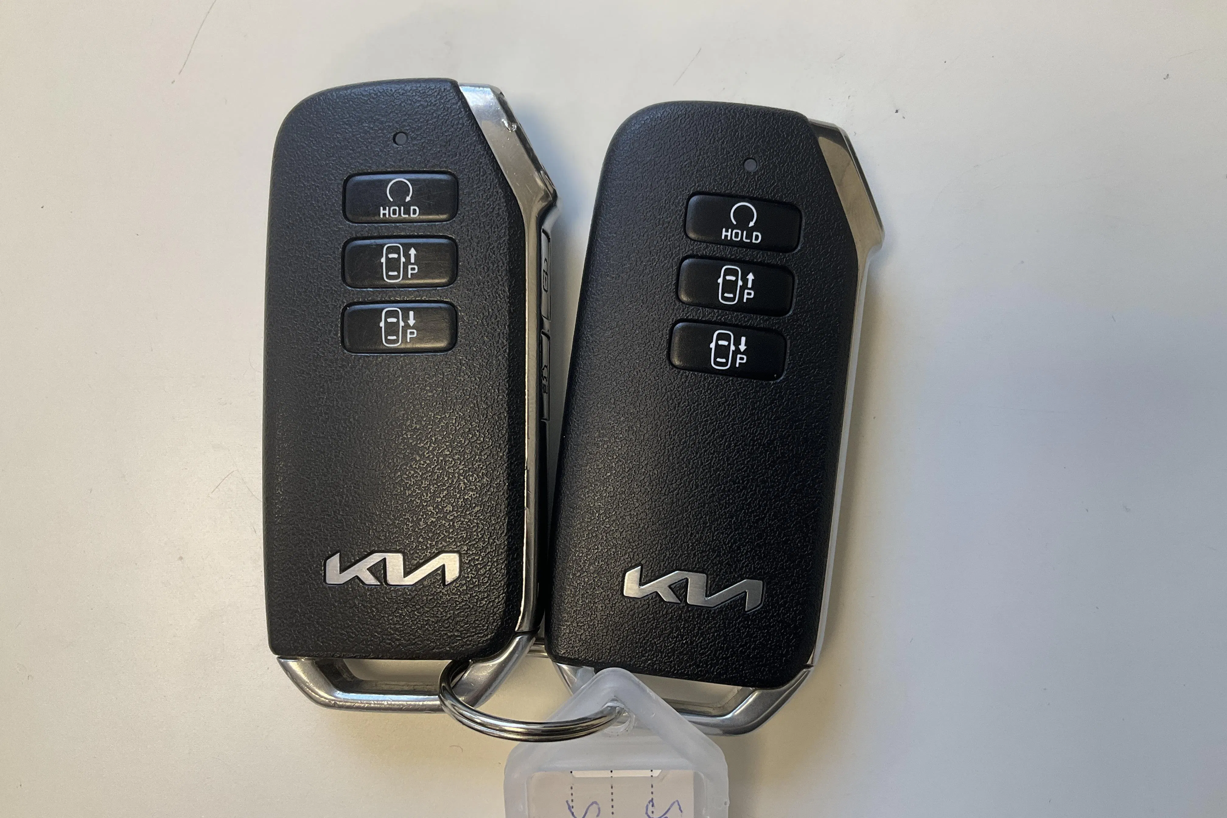 Presentationsfoto 18 av 18: KIA Sportage PHEV AWD (265hk) - 10 414 mil - Automat - vit - 2023