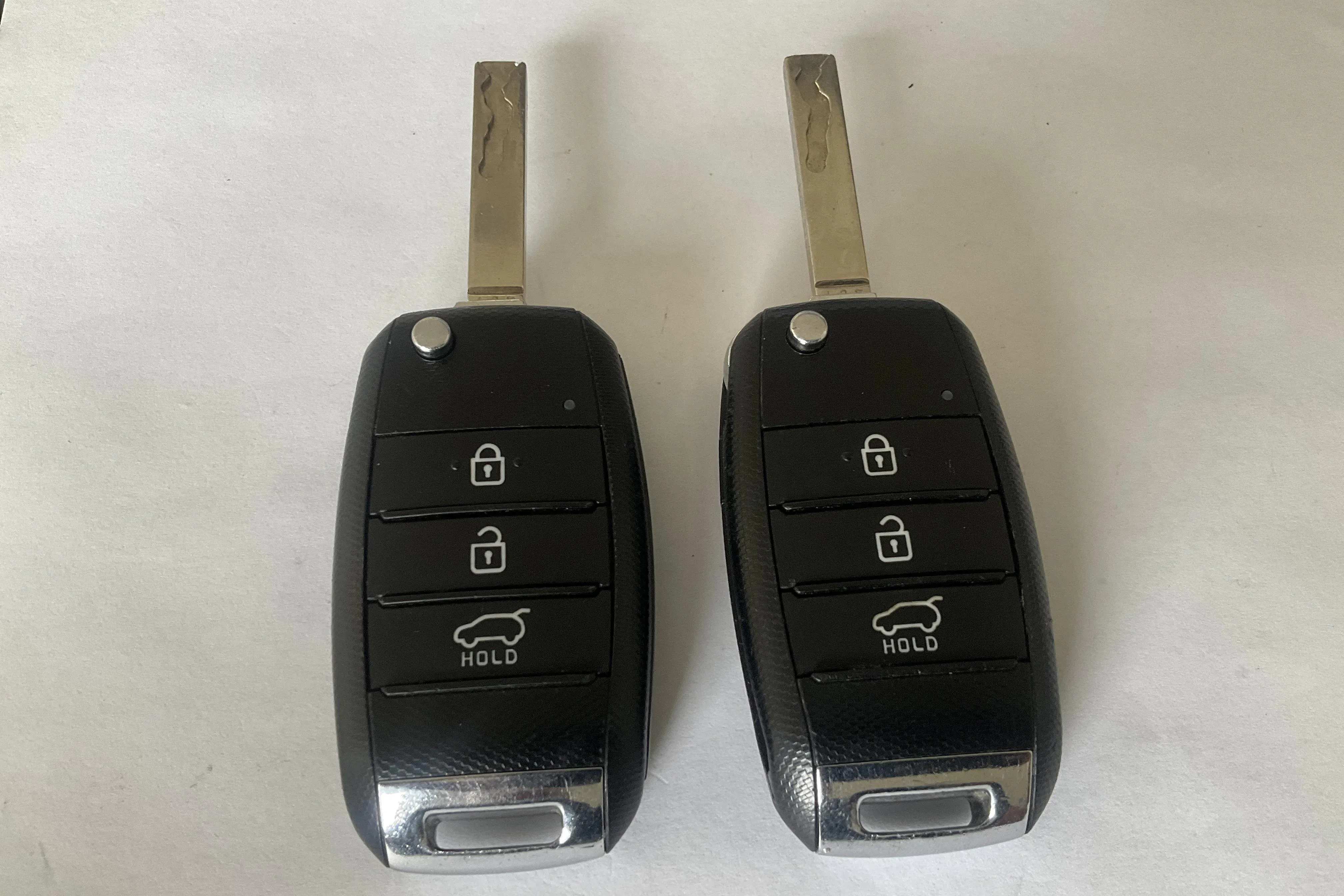 Presentation photo 15 of 15: KIA Niro Hybrid 1.6 (141hk) - 65 510 km - Automatic - red - 2019