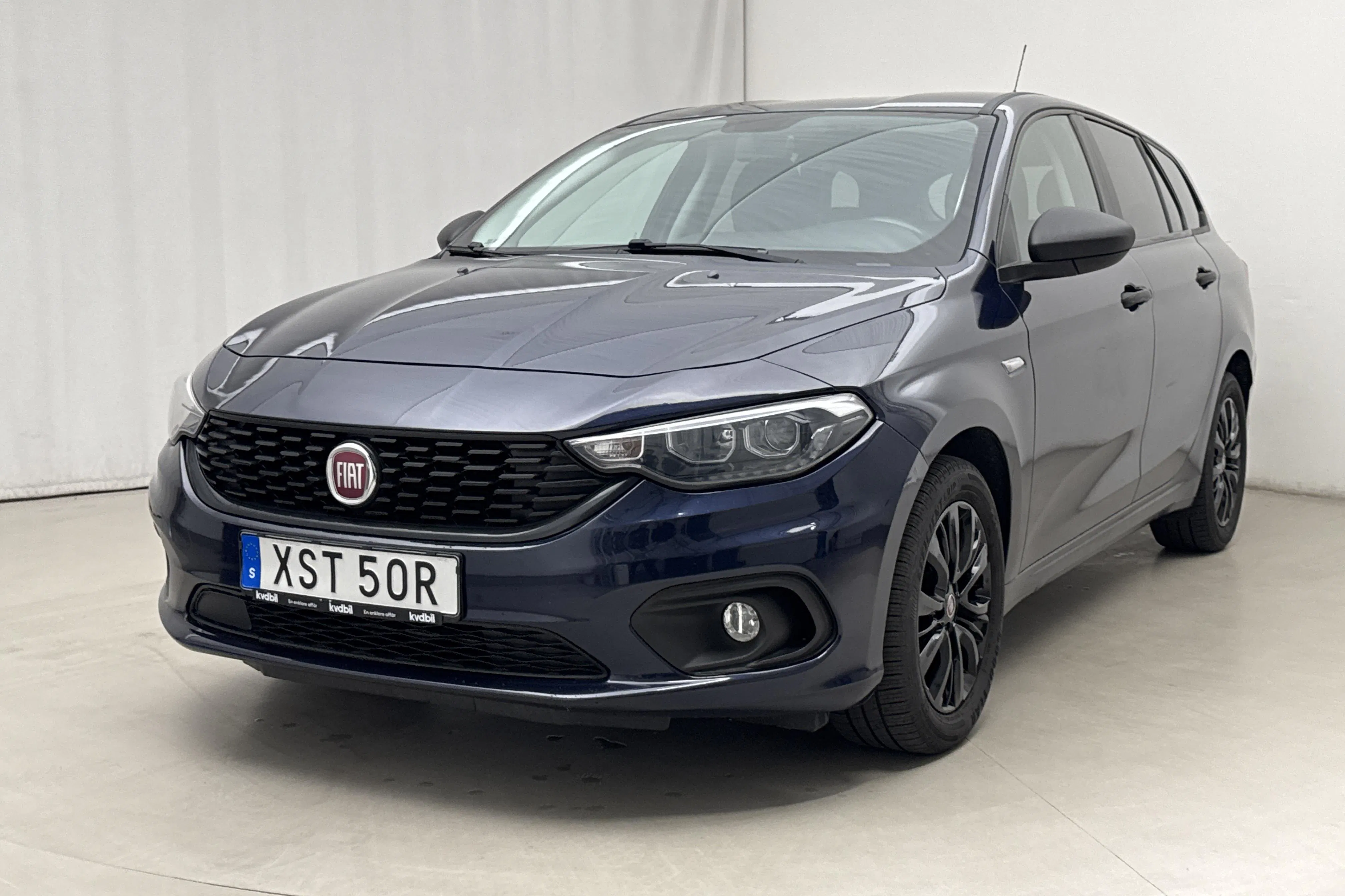 Presentation photo 1 of 13: Fiat Tipo 1.4 Kombi (95hk) - 63 370 km - Manual - blue - 2019