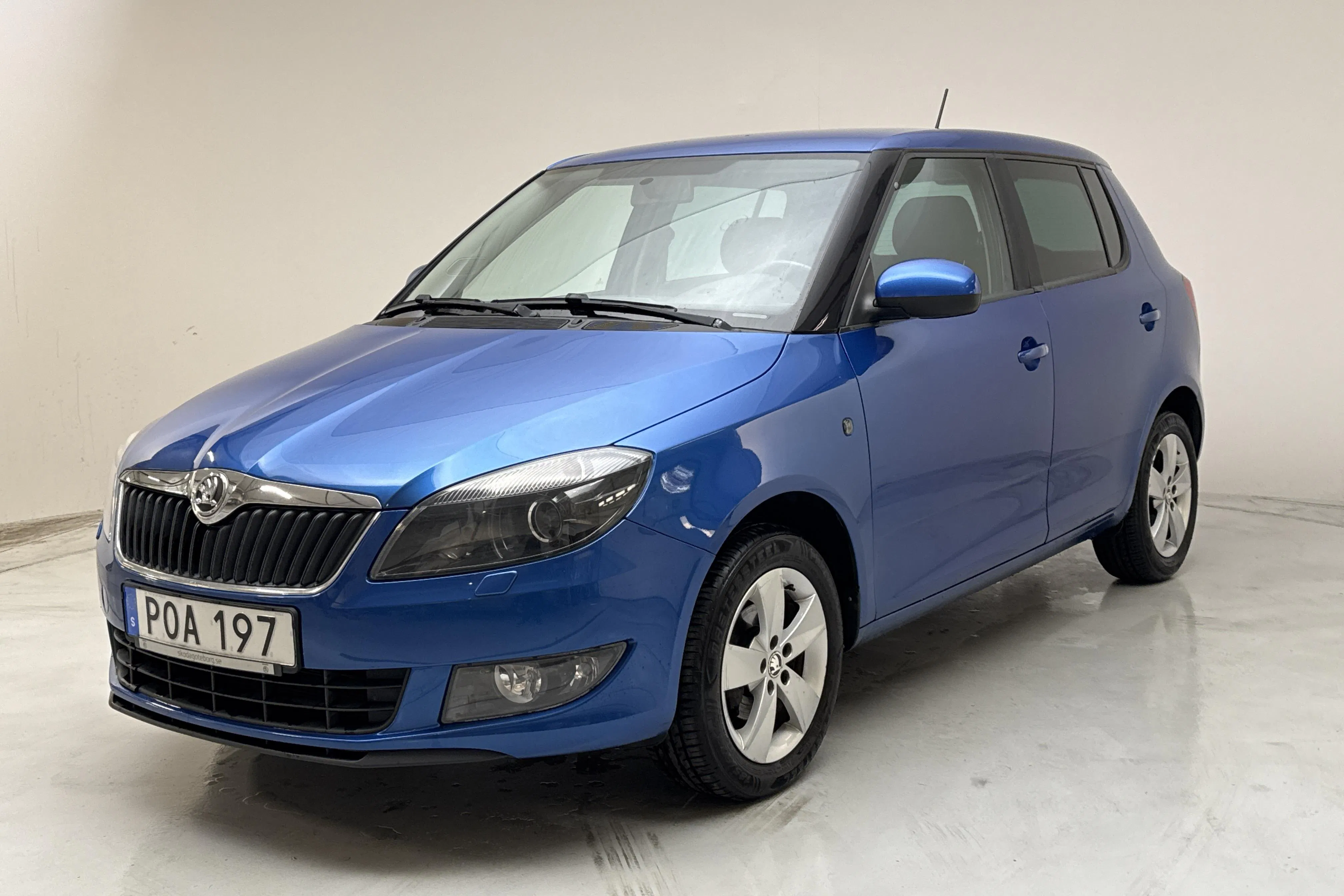 Presentation photo 1 of 12: Skoda Fabia 1.2 TSI (86hk) - 148 800 km - Manual - blue - 2015