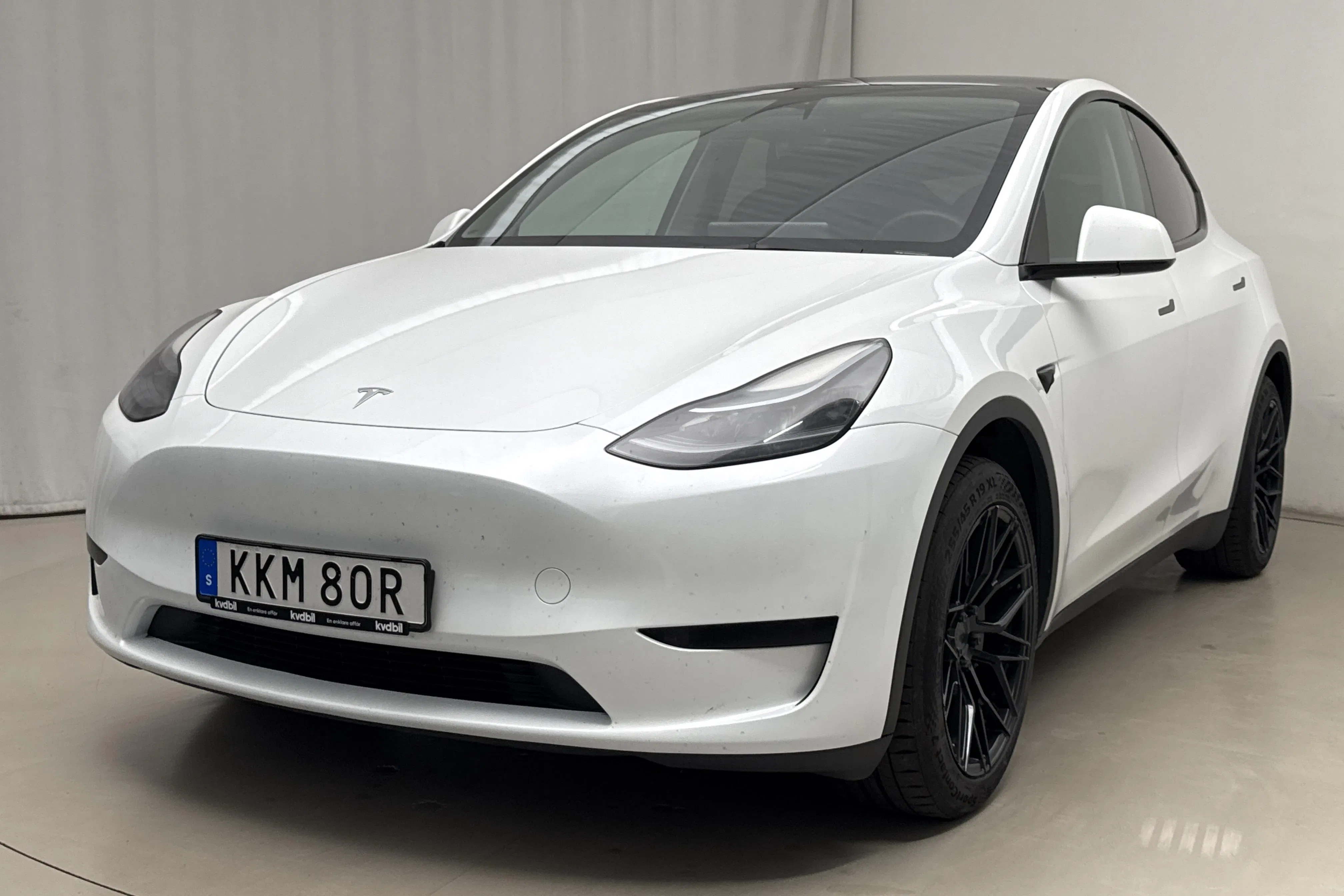 Tesla Model Y RWD på auktion i Åkersberga hos Kvdbil