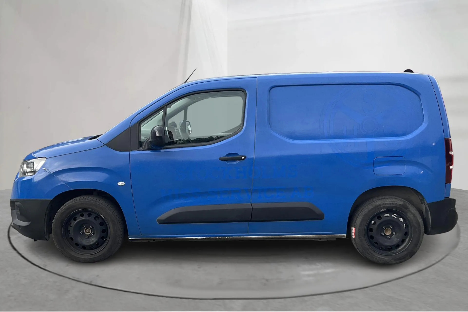 Presentationsfoto 2 av 14: Toyota PROACE CITY 1.5D (130hk) - 14 023 mil - Automat - vit - 2022