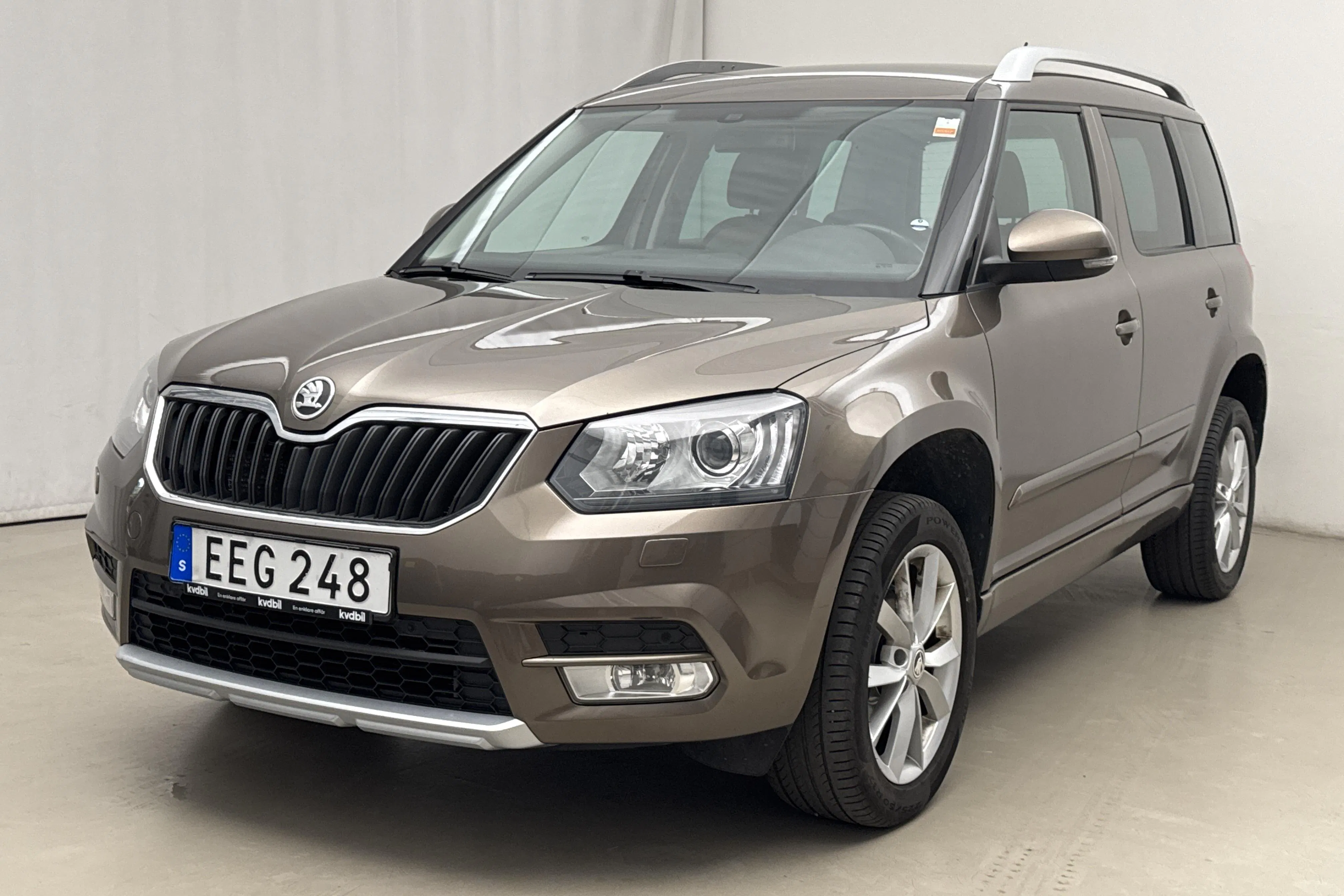 Presentation photo 1 of 17: Skoda Yeti 1.4 TSI Green Tec (122hk) - 178 170 km - Automatic - brown - 2015