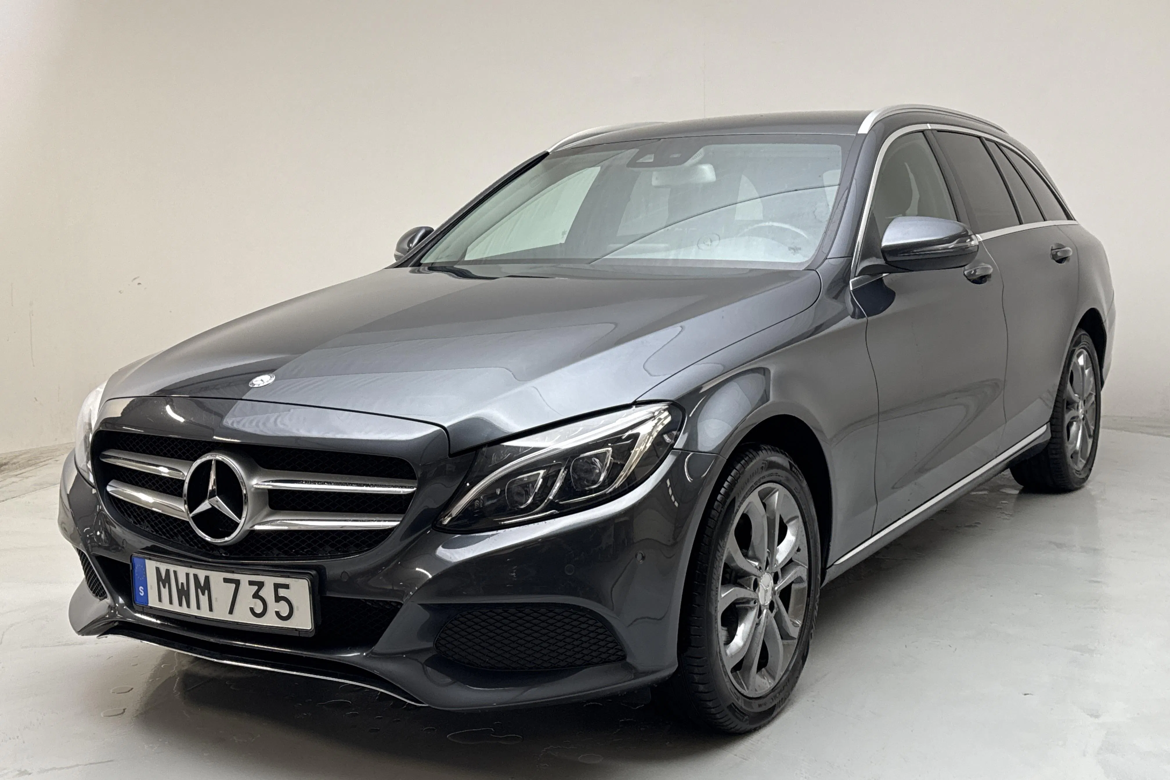 Presentationsfoto 1 av 14: Mercedes C 220 d 4MATIC Kombi S205 (170hk) - 8 368 mil - Automat - grå - 2016