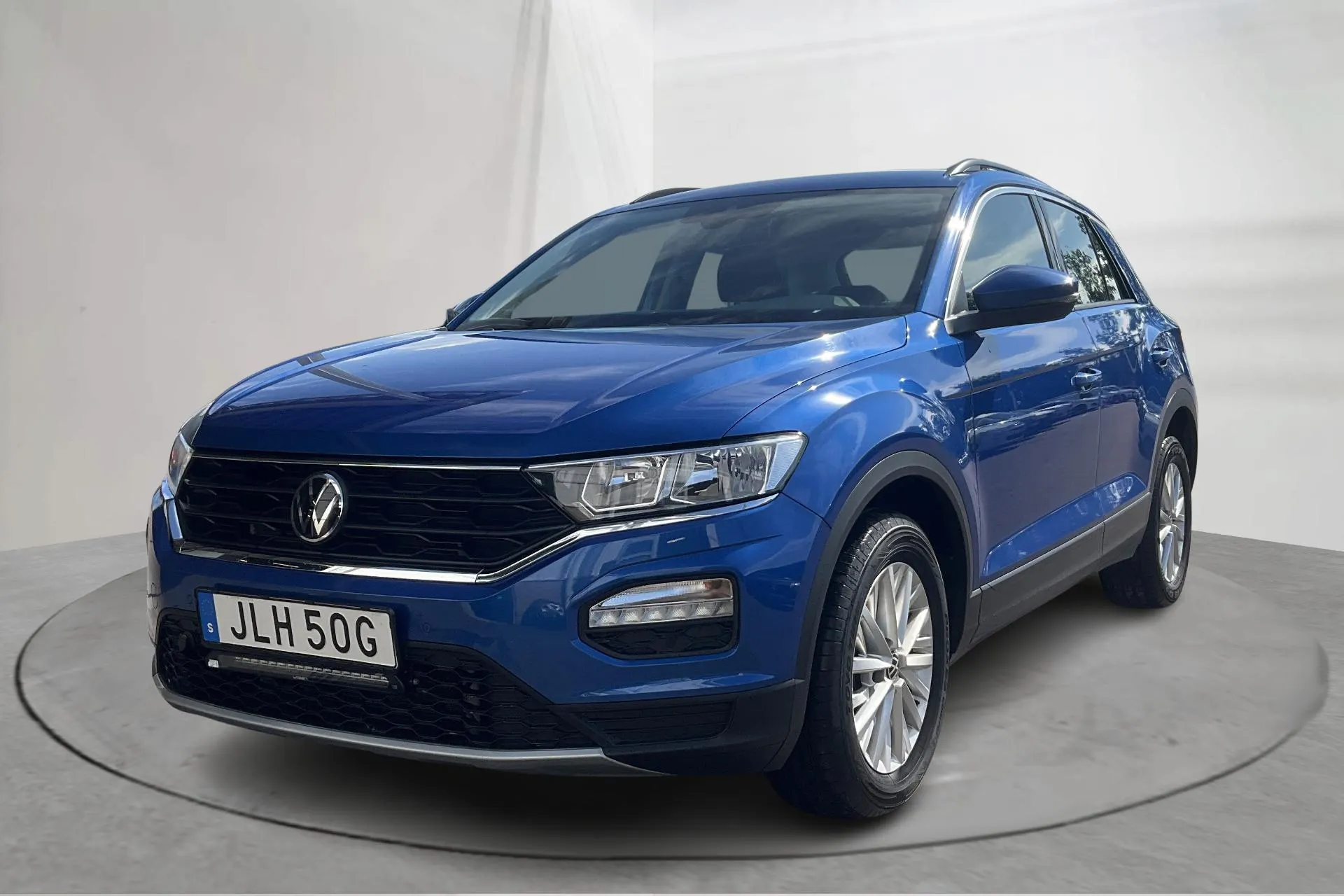 Presentation photo 1 of 14: VW T-Roc 2.0 TDI 4MOTION (150hk) - 156 100 km - Automatic - blue - 2021