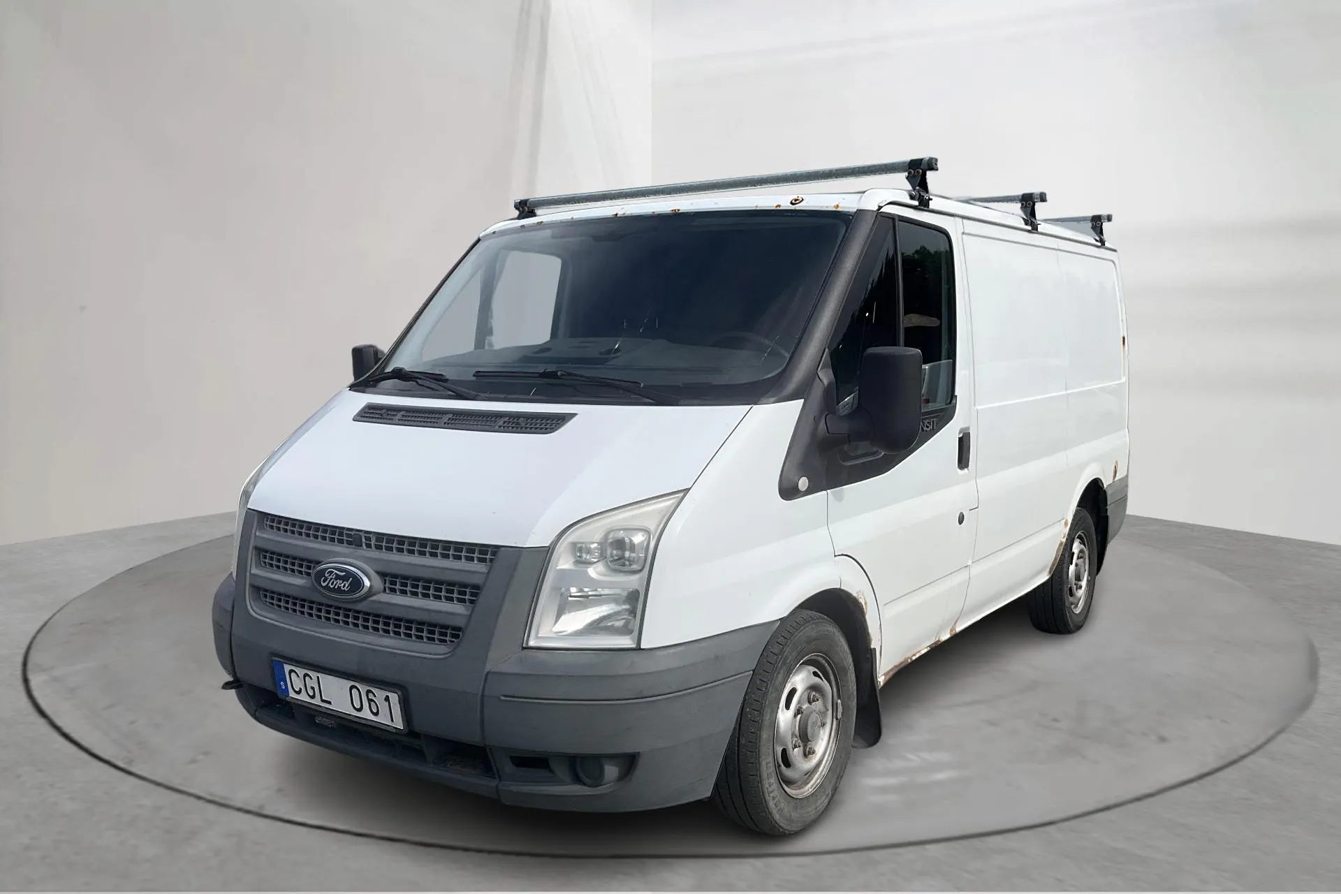 Presentationsfoto 1 av 12: Ford Transit 260 2.2 TDCi Skåp (100hk) - 17 530 mil - Manuell - vit - 2013