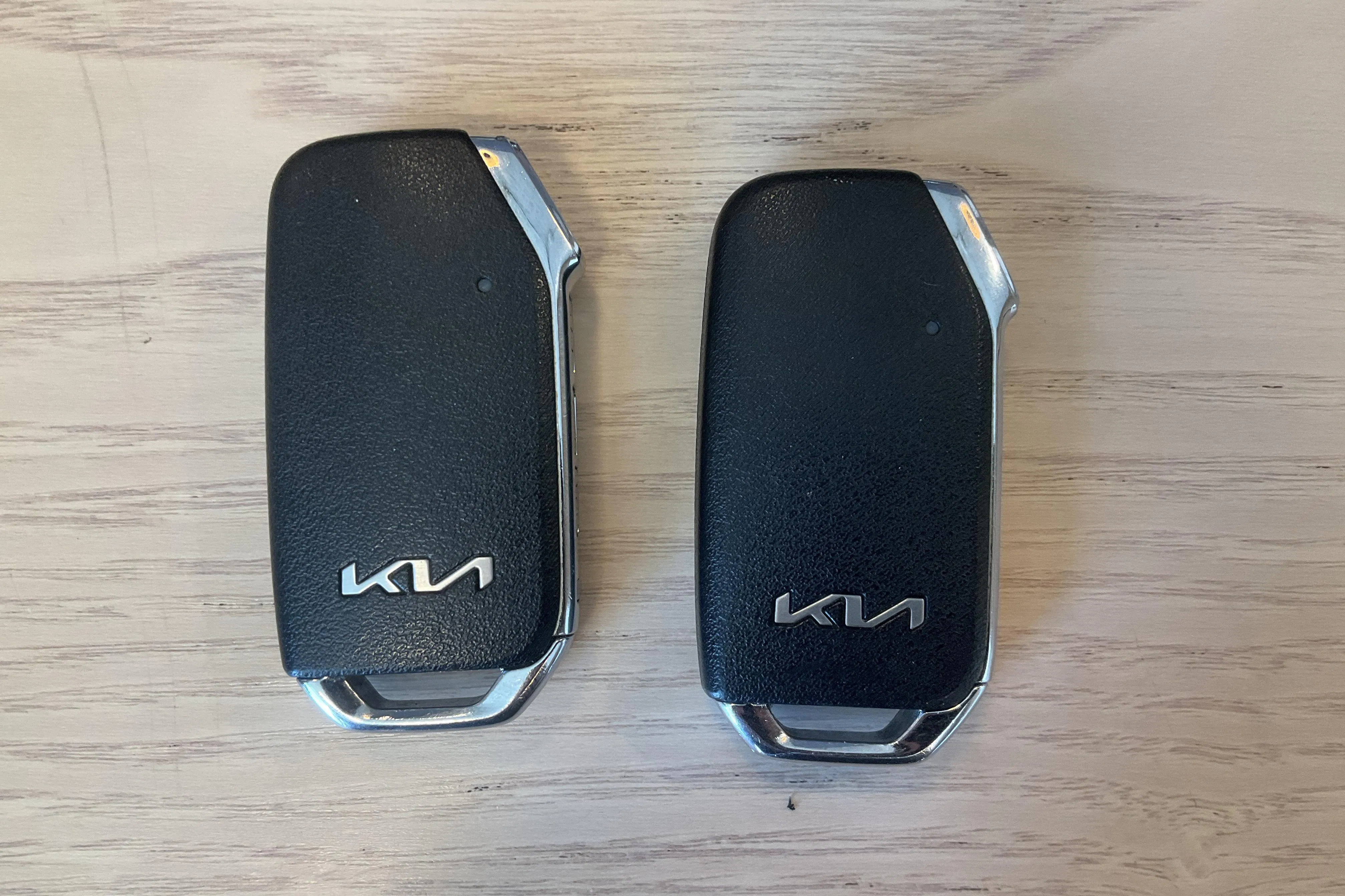 Presentation photo 17 of 17: KIA EV6 AWD (325hk) - 34 900 km - Automatic - blue - 2023