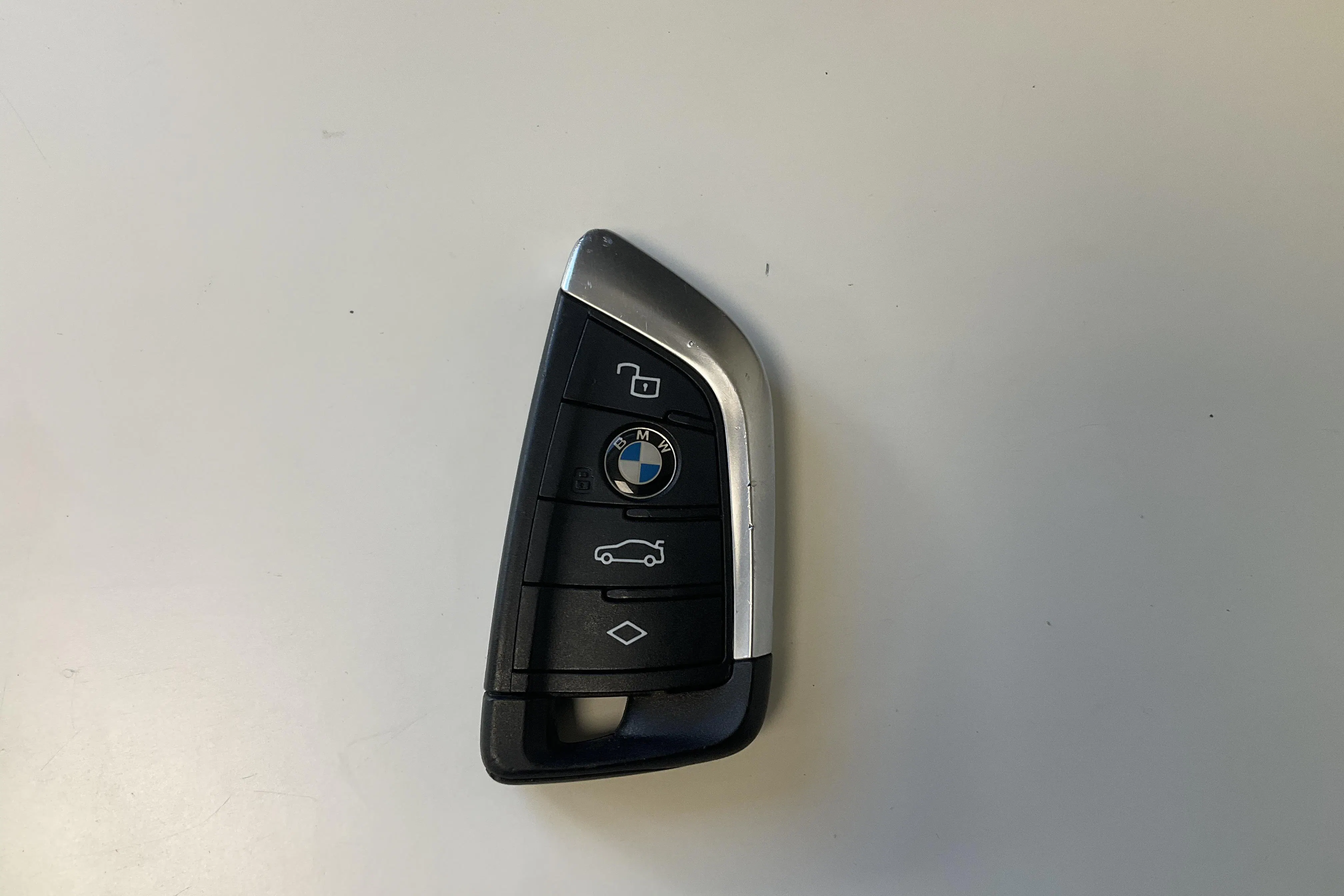 Presentationsfoto 21 av 21: BMW i4 eDrive40, G26 (340hk) - 7 621 mil - Automat - grön - 2024