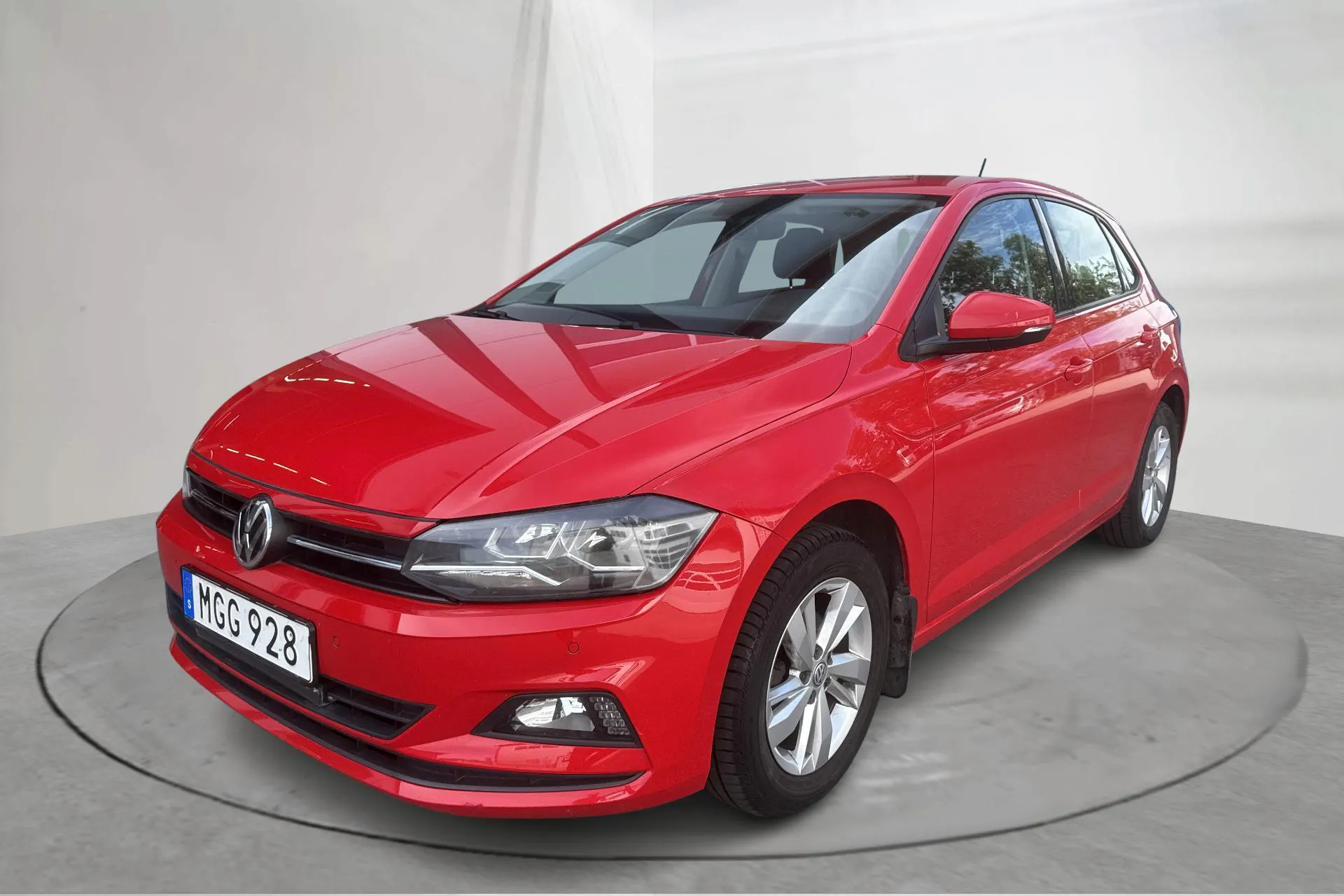 Presentation photo 1 of 14: VW Polo 1.0 TSI 5dr (95hk) - 40 250 km - Automatic - red - 2019