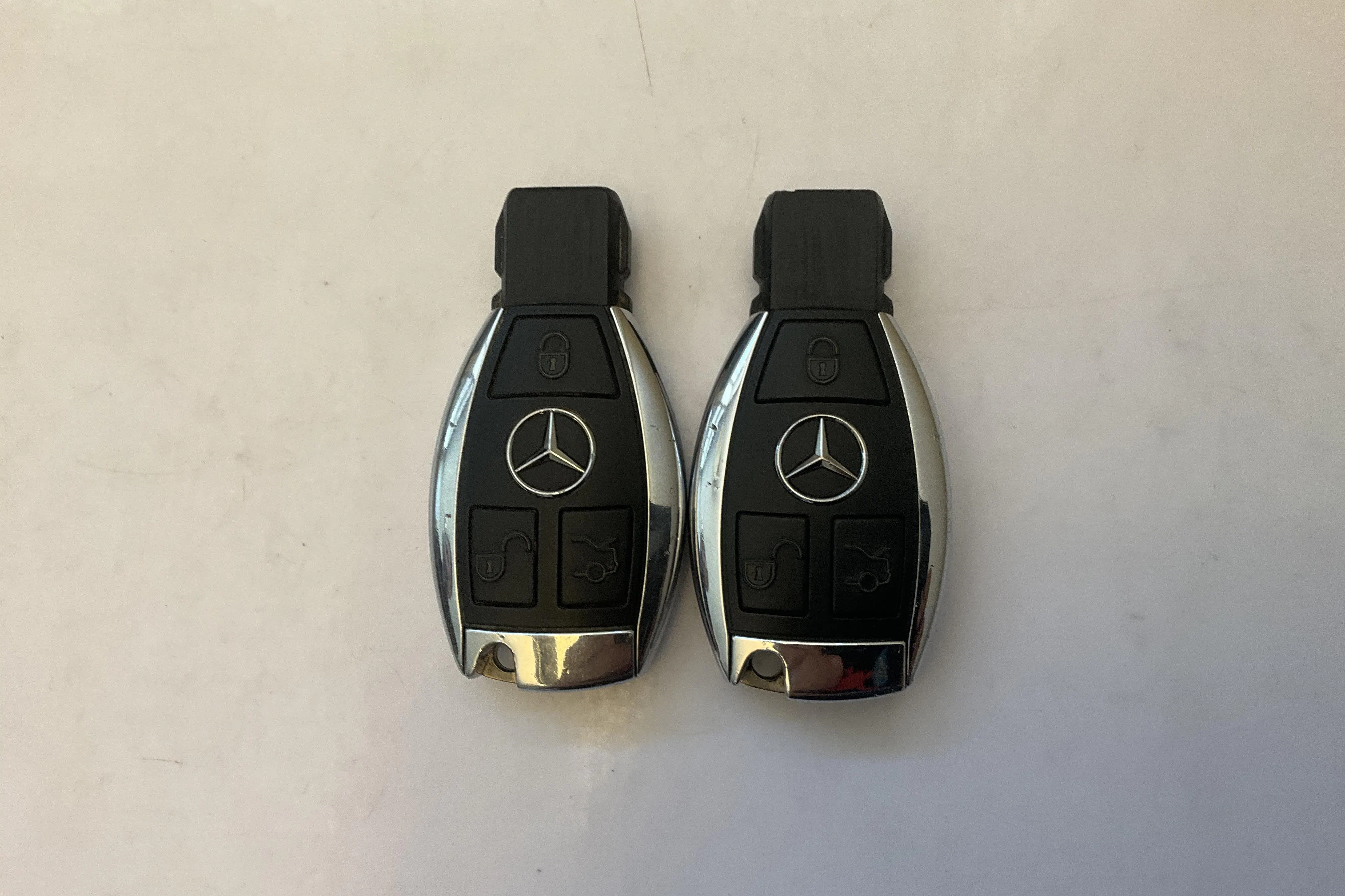 Presentationsfoto 13 av 13: Mercedes GLC 220 d 4MATIC X253 (170hk) - 21 131 mil - Automat - Mörkblå - 2017