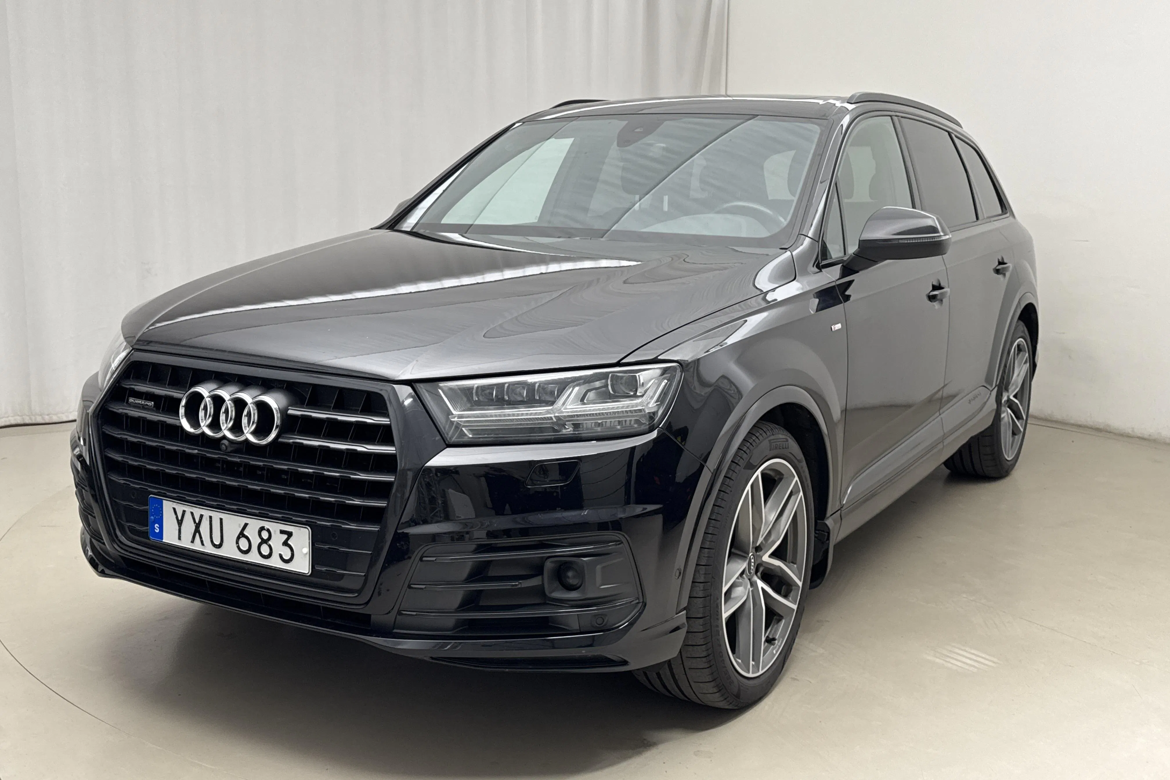 Presentation photo 1 of 25: Audi Q7 3.0 TDI quattro (272hk) - 202 980 km - Automatic - black - 2018