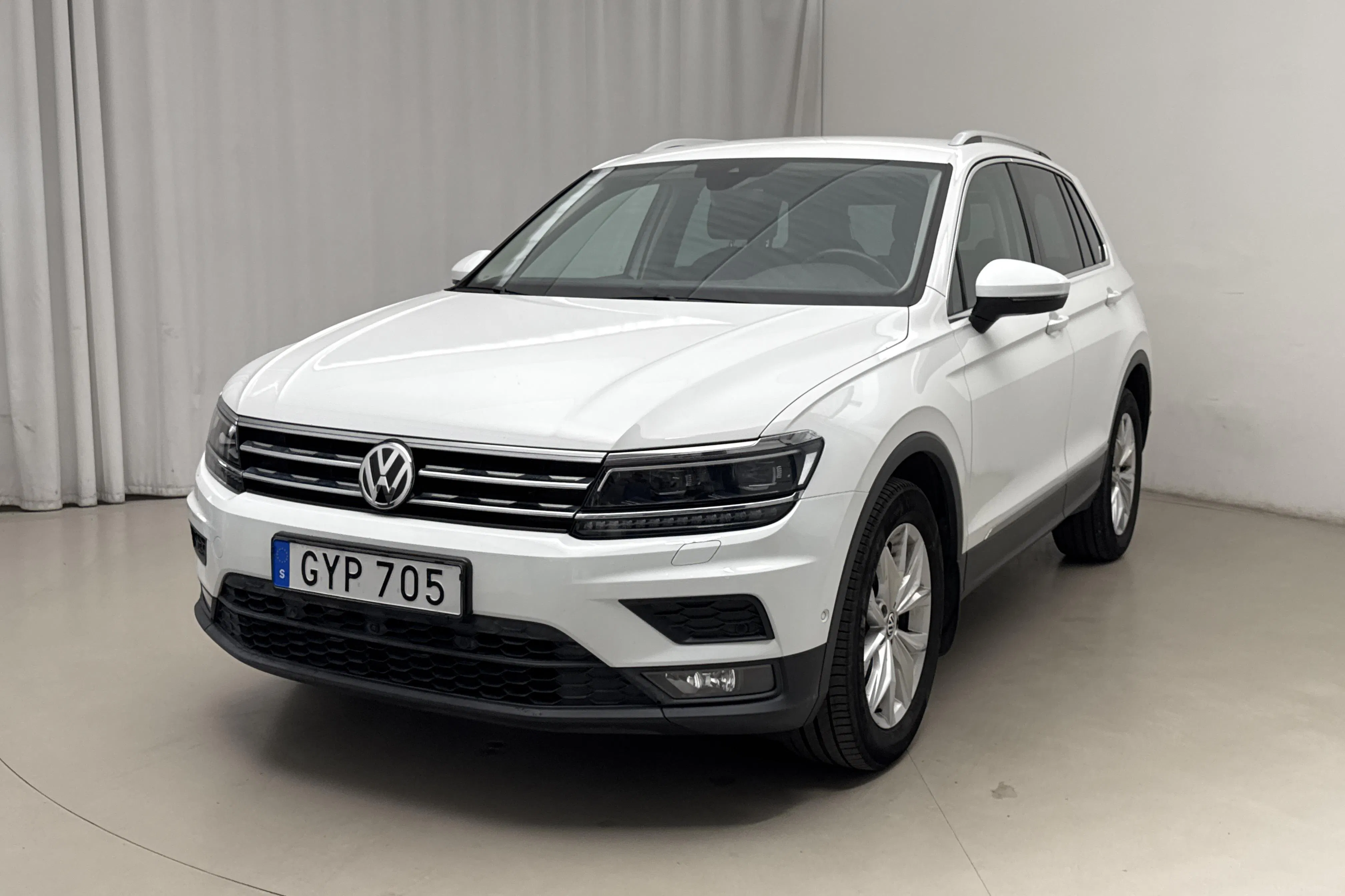 Presentation photo 1 of 18: VW Tiguan 1.4 TSI 4MOTION (150hk) - 143 540 km - Automatic - white - 2018