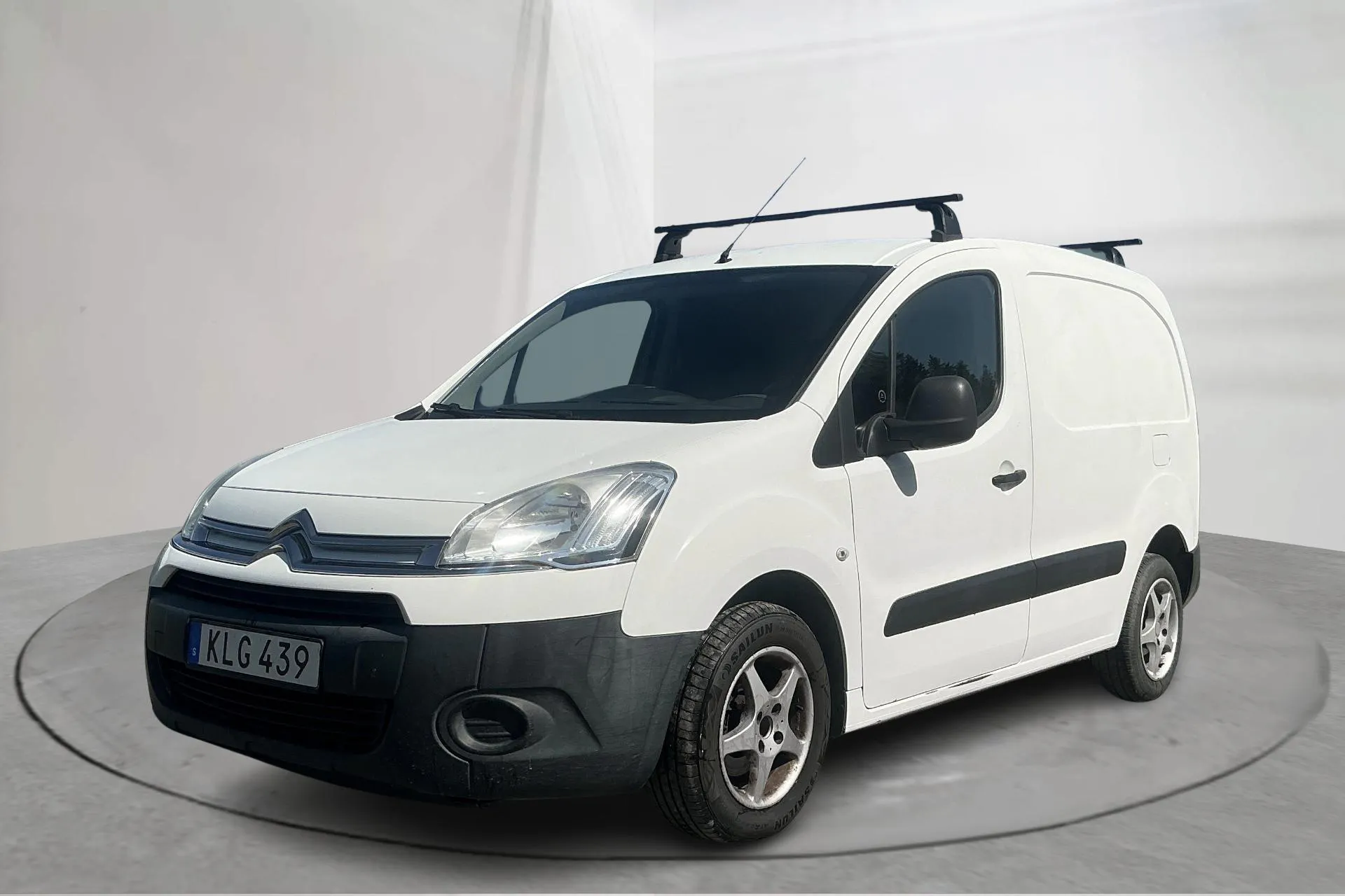 Presentationsfoto 1 av 15: Citroën Berlingo III 1.6 HDi Skåp (75hk) - 15 591 mil - Manuell - vit - 2014