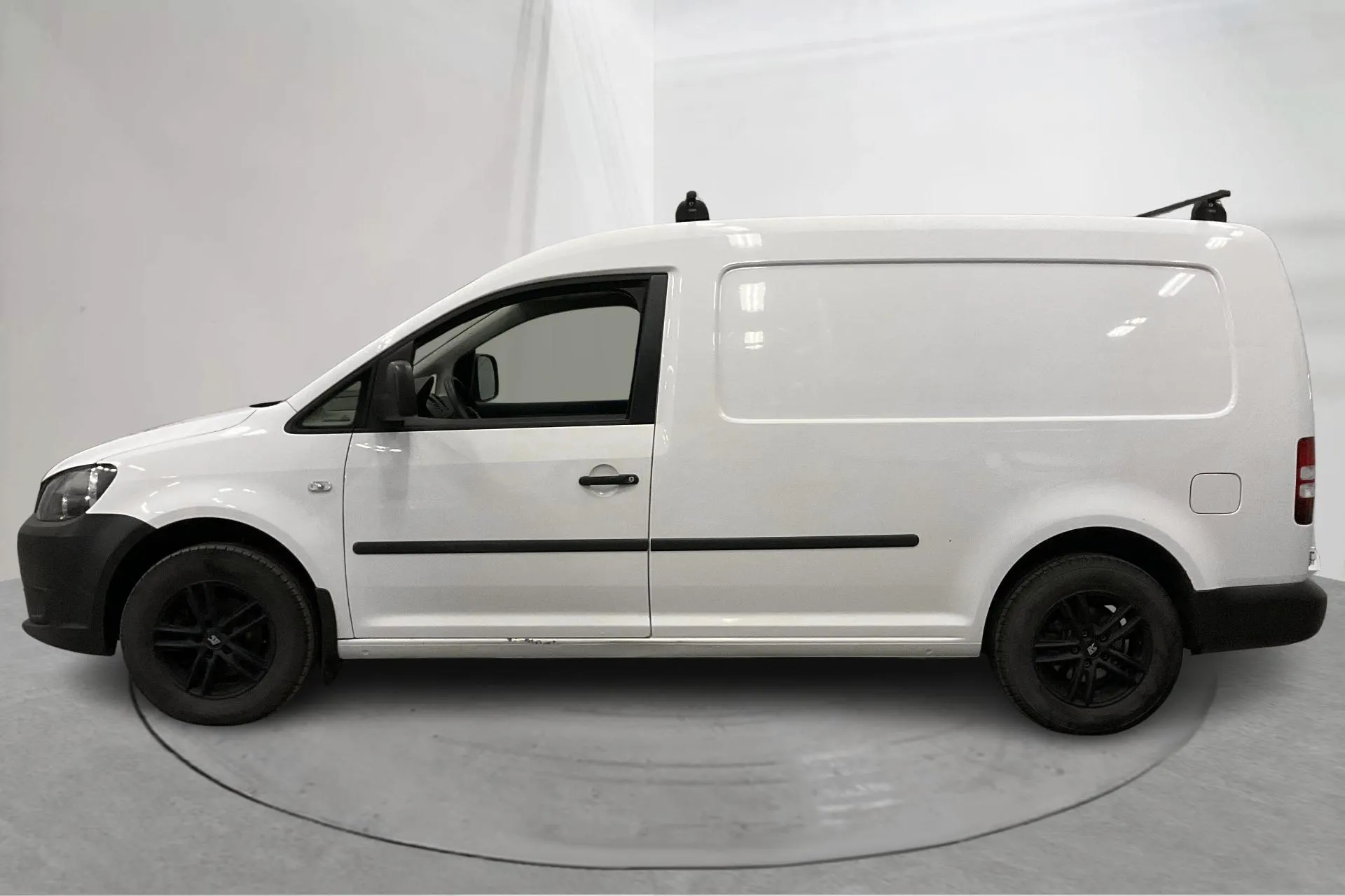 Presentation photo 2 of 14: VW Caddy 1.6 TDI Maxi Skåp (102hk) - 195 780 km - Manual - white - 2012