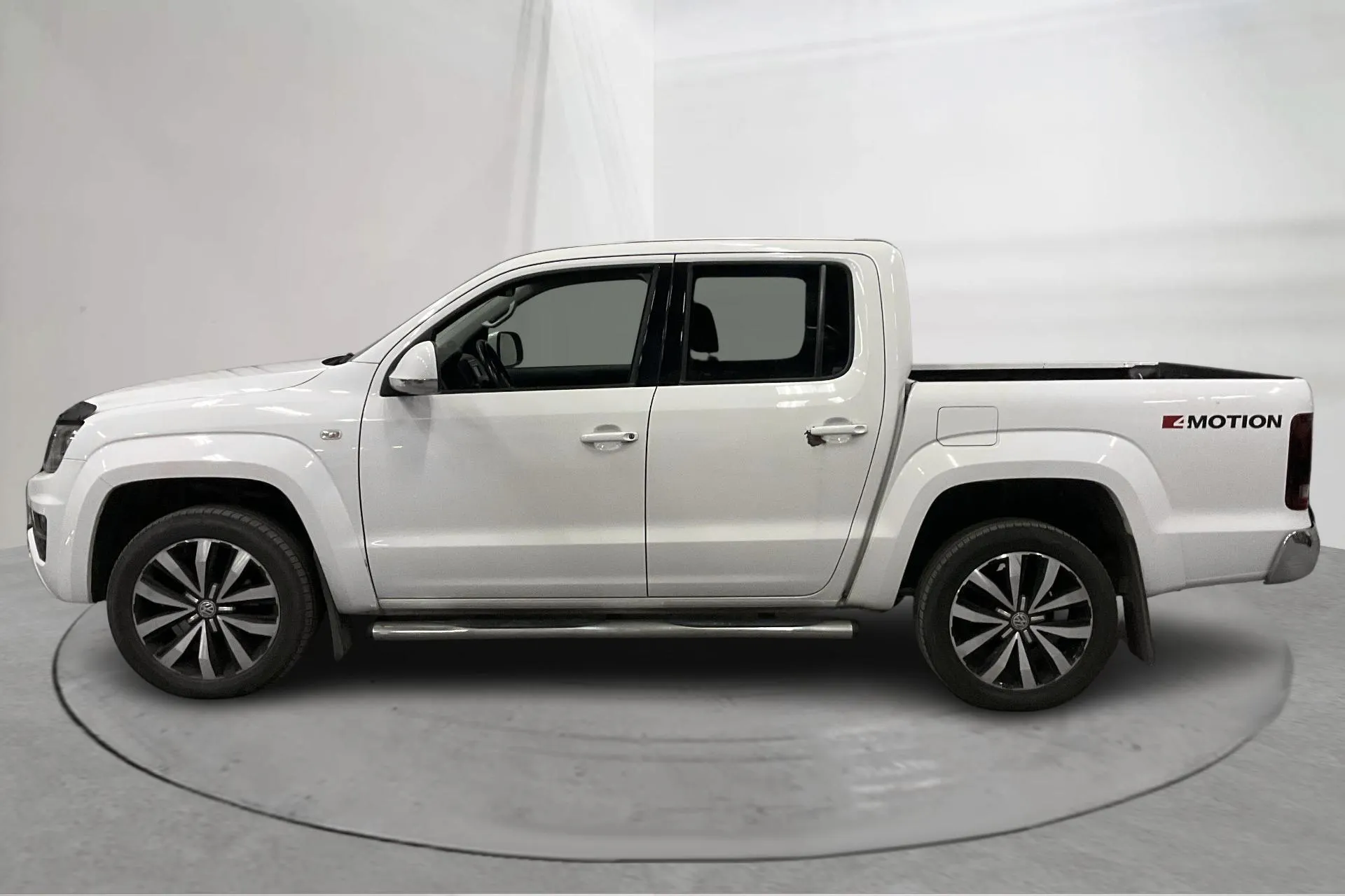 Presentation photo 2 of 18: VW Amarok 3.0 TDI 4motion (224hk) - 275 450 km - Automatic - white - 2018