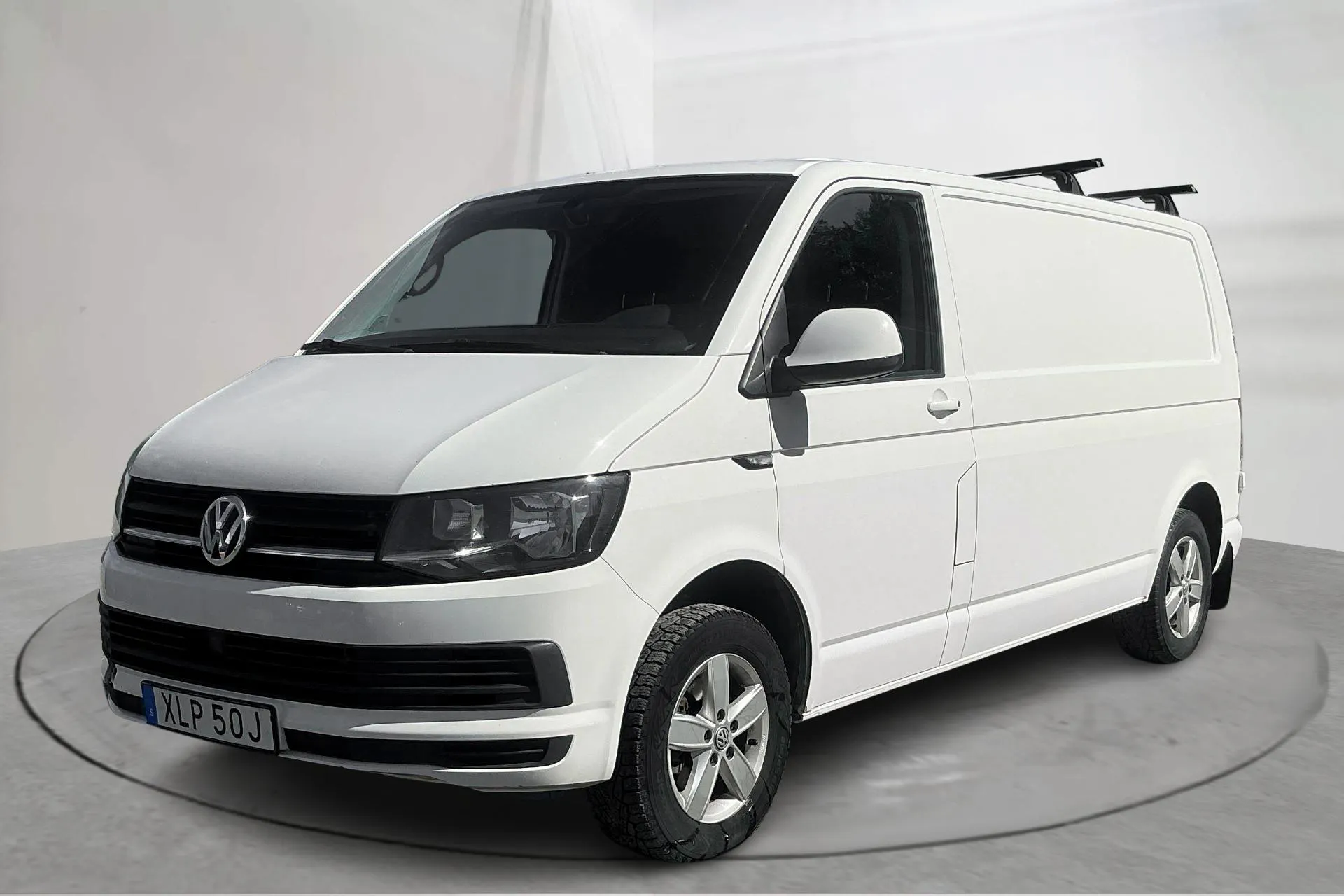 Presentation photo 1 of 16: VW Transporter T6 2.0 TDI BMT Skåp (150hk) - 285 520 km - Automatic - white - 2019