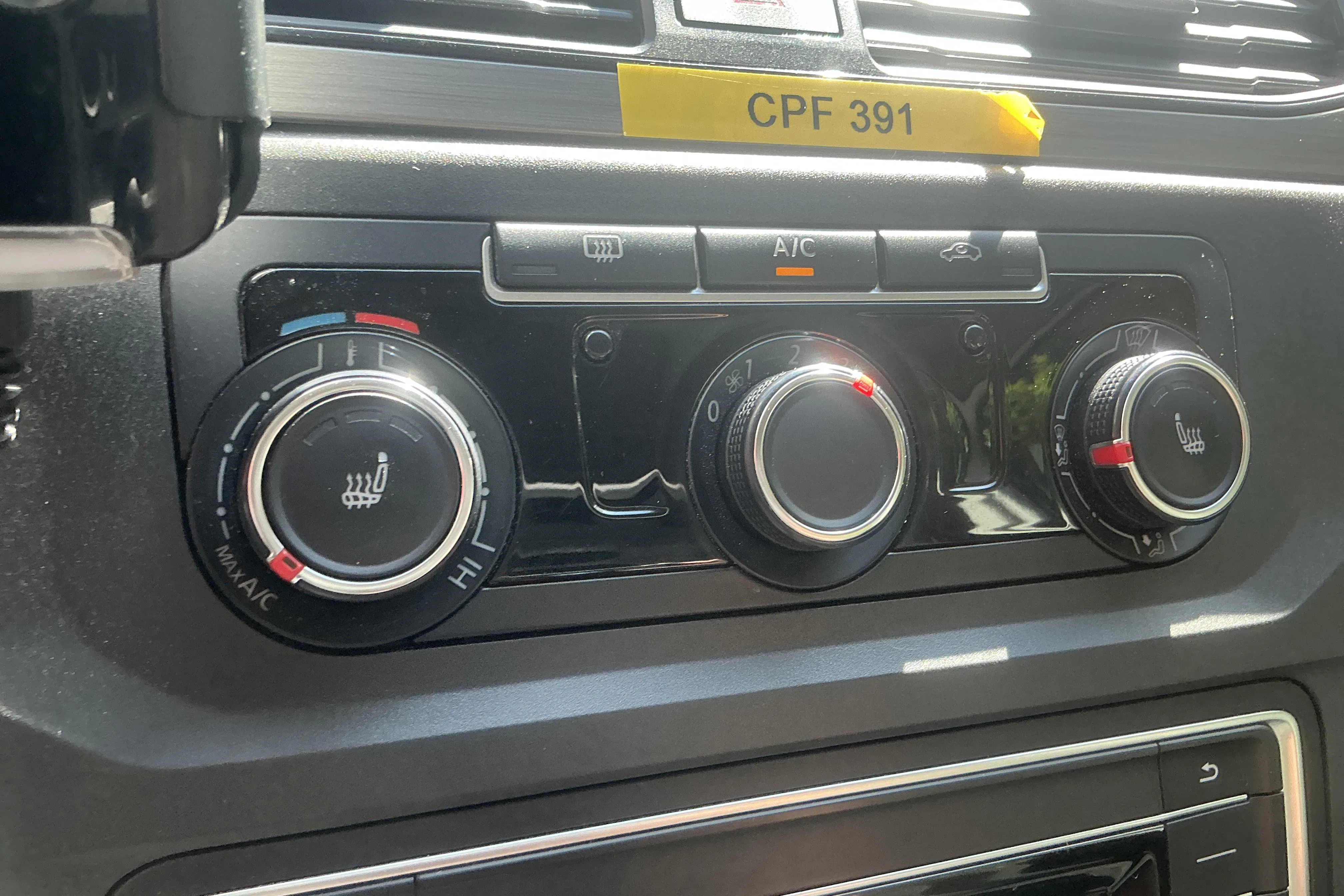 Presentation photo 12 of 12: VW Caddy Maxi Life 1.4 TGI (110hk) - 155 350 km - Automatic - white - 2019