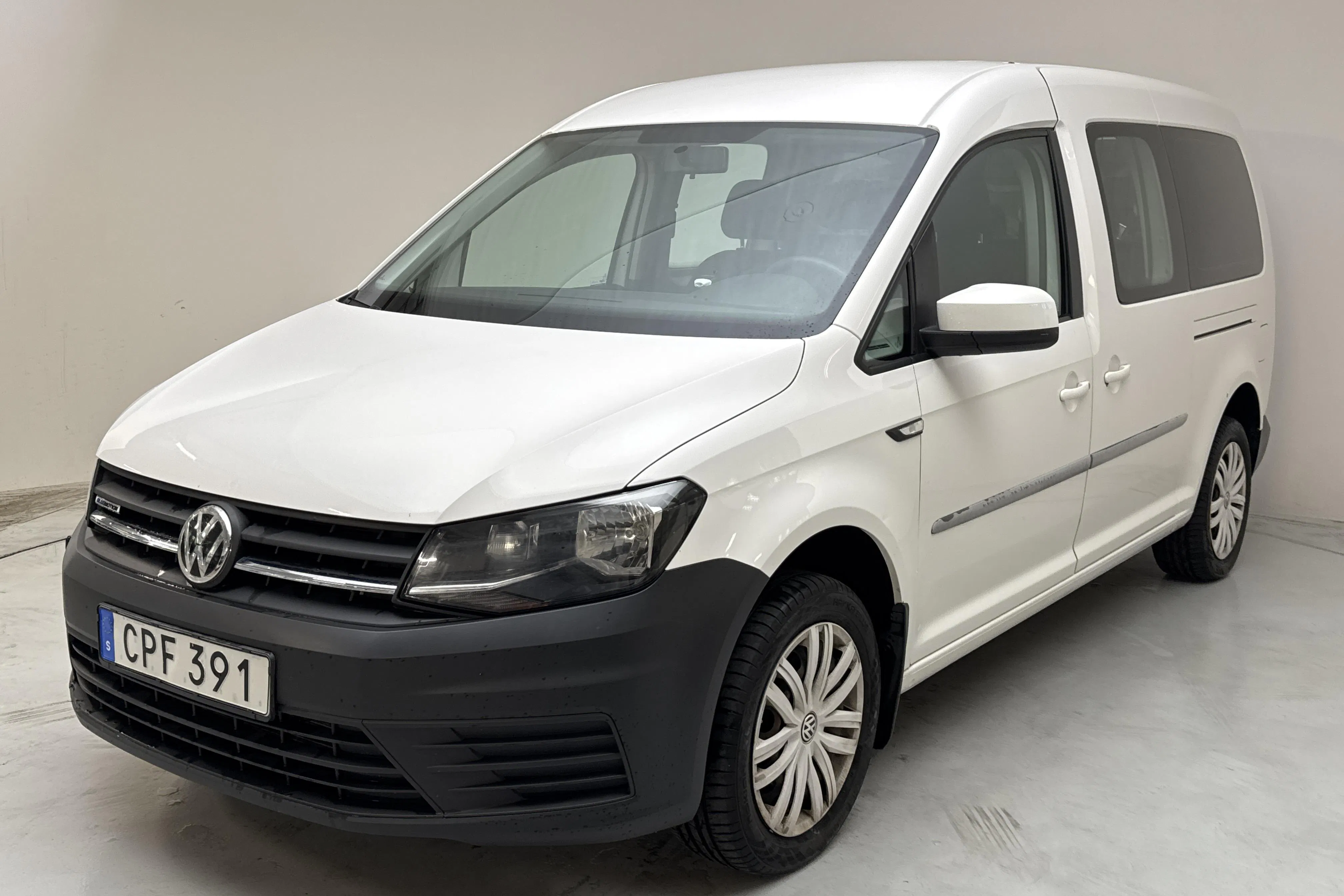 Presentation photo 1 of 12: VW Caddy Maxi Life 1.4 TGI (110hk) - 155 350 km - Automatic - white - 2019