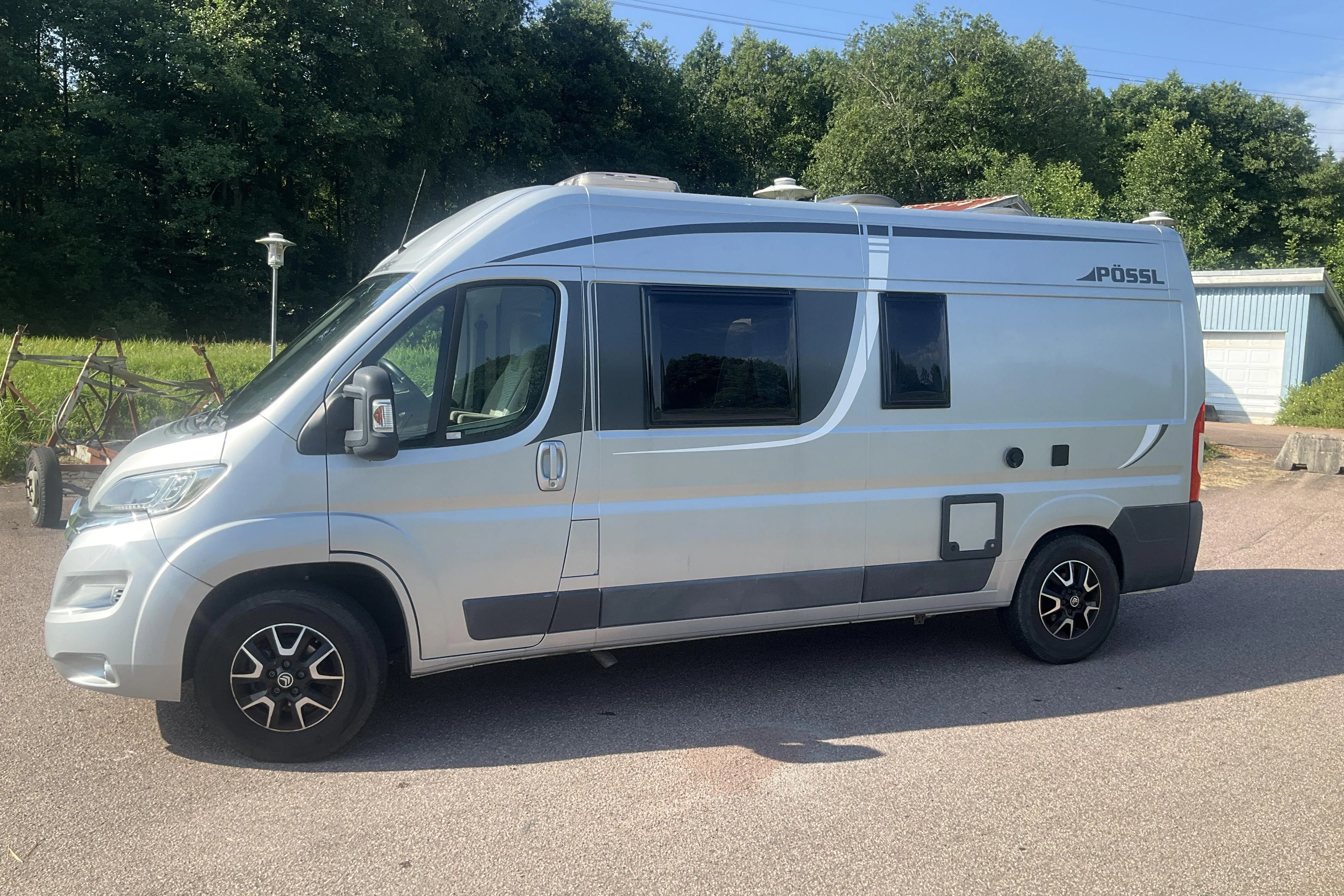 Presentationsfoto 2 av 30: CITROEN PÖSSL 2WIN PLUS Campingbil - 7 071 mil - Manuell - grå - 2017